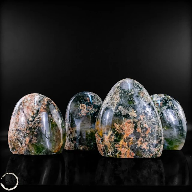 Flower-agate free-form set – hand-polished natural stone...