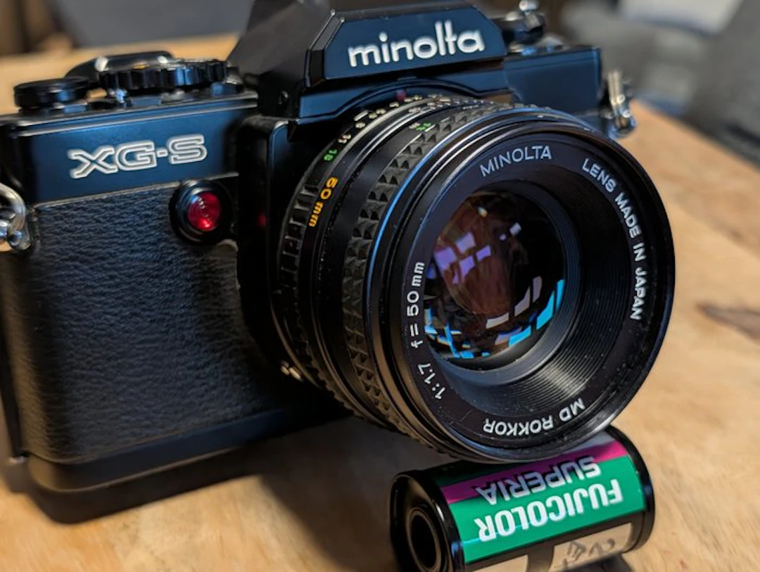 Minolta XG-S + MD Rokkor 50mm f1.7 Single lens reflex camera (SLR)