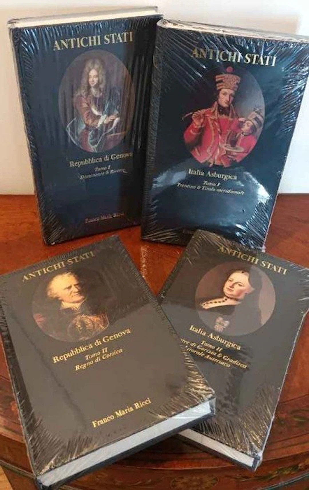 Gianni Guadalupi (direttore della collana) Franco Maria...