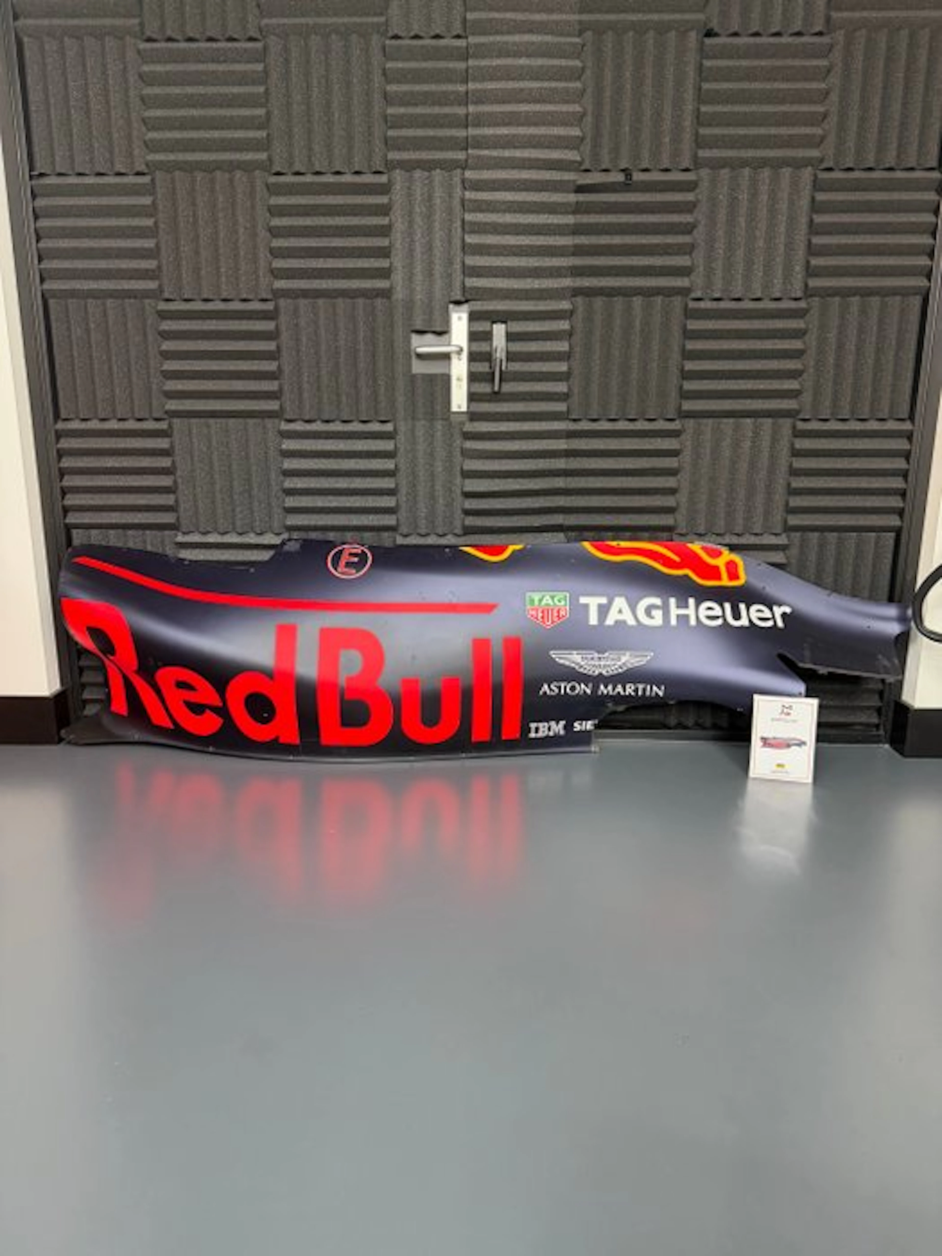 Carbon panel - Red Bull - RB13 2017 Sidepod