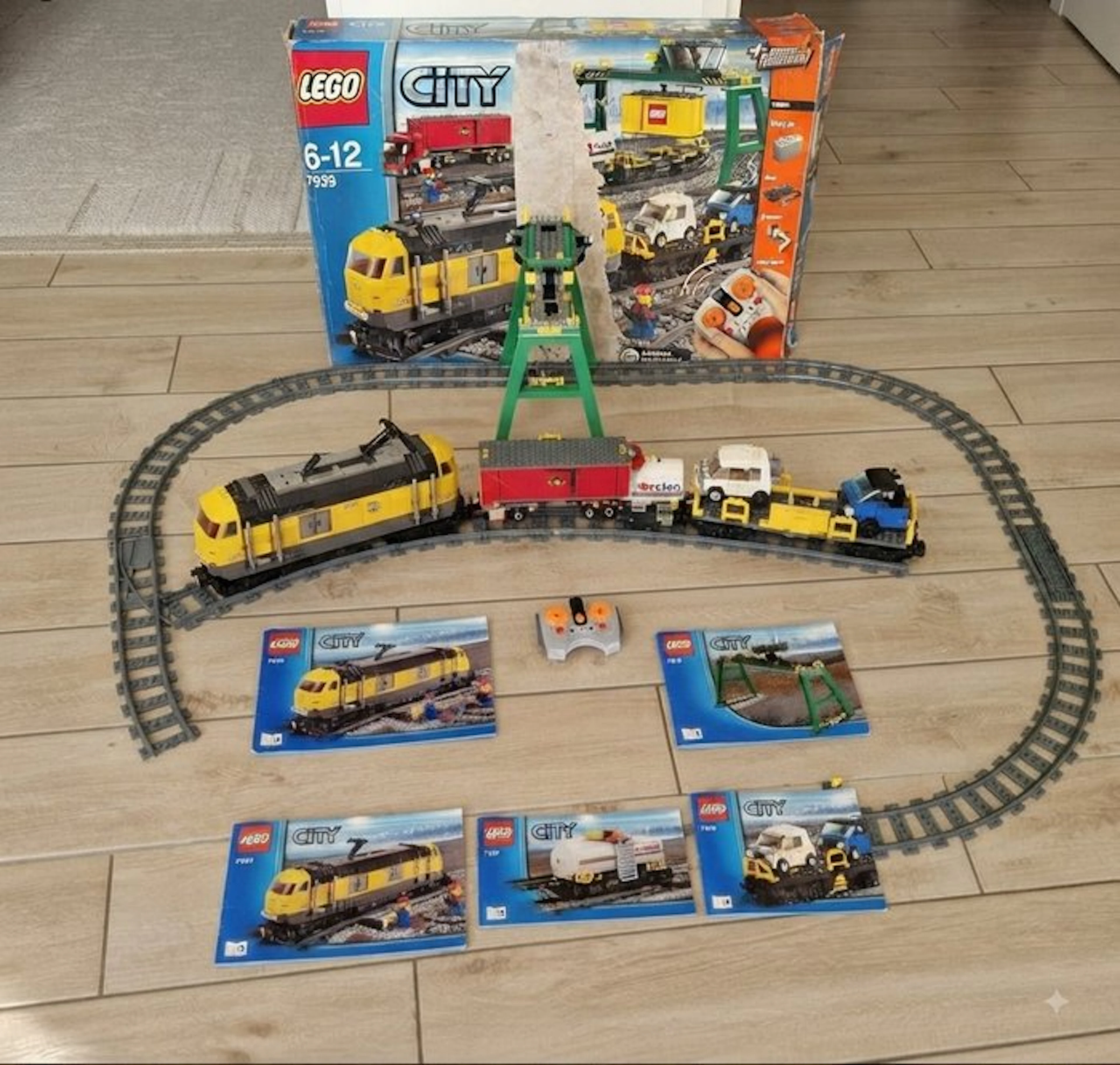 LEGO Set - 7939 - City - Cargo Train 7939