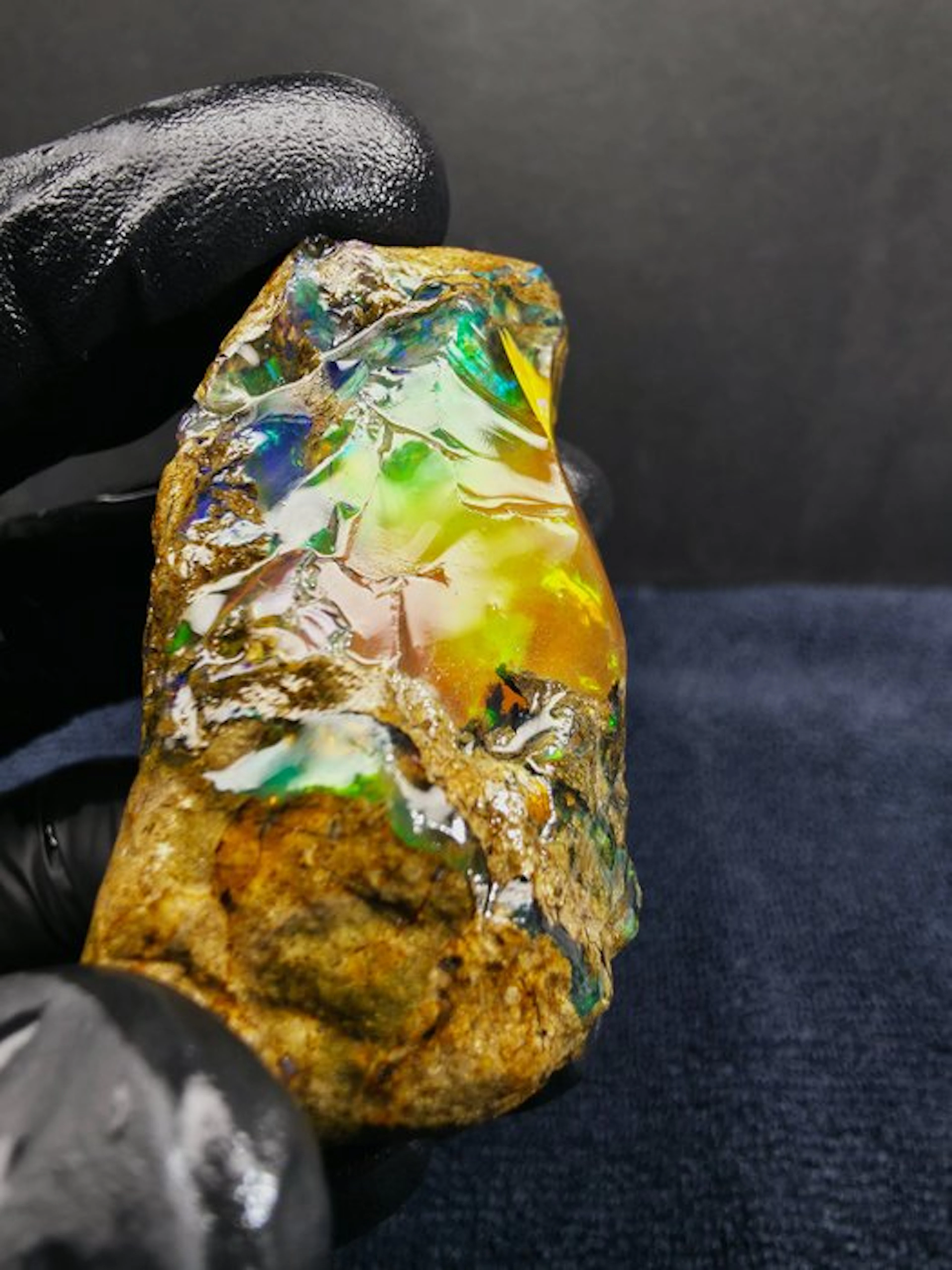 250ct Crystal Opal Specimen Rough- 50 g
