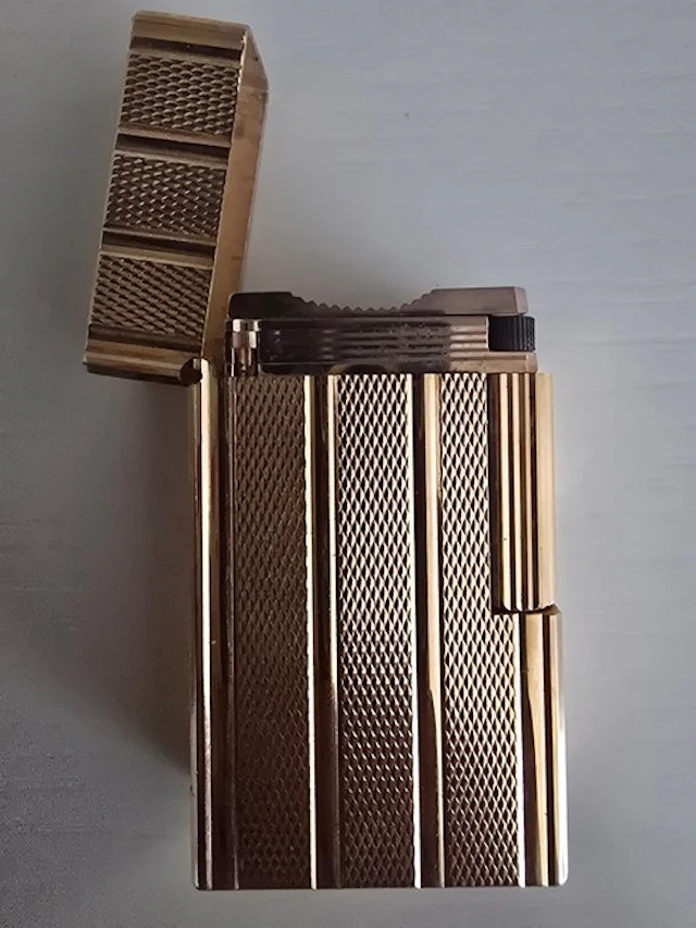 S.T. Dupont - Pocket lighter - Gold plated