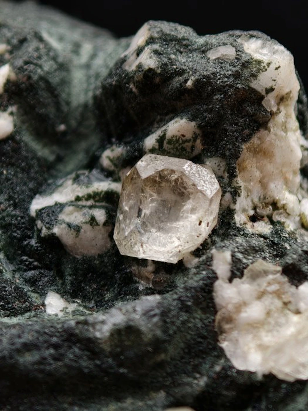 Apatite aesthetic crystals