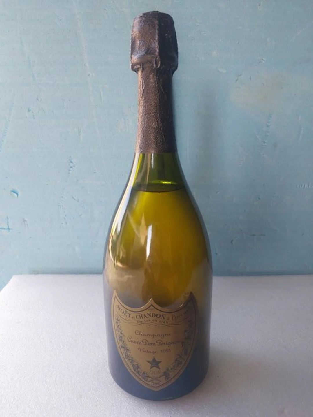 1983 Moët & Chandon, Cuvée Dom Pérignon - Champagne Brut - 1 Bottle (0.75L)