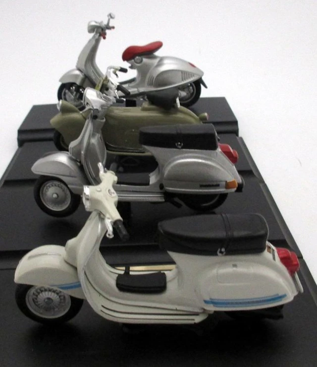 Vespa 125 ET3 - 1976/P150X - 1978/MP5 - 1945/946 - 2014...