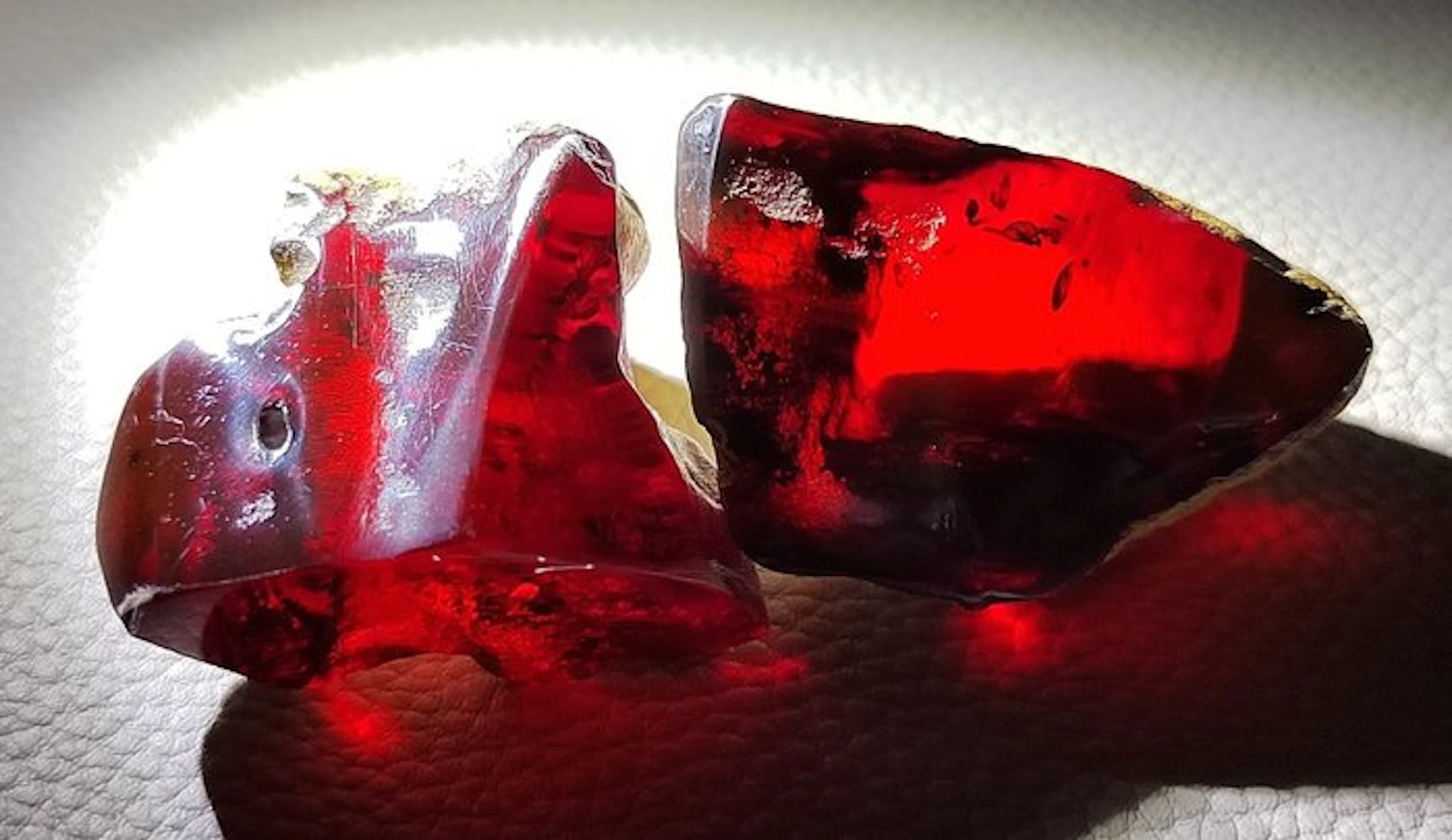 Dominican Amber!! High Quality- No Reserve Price- 23.7 g