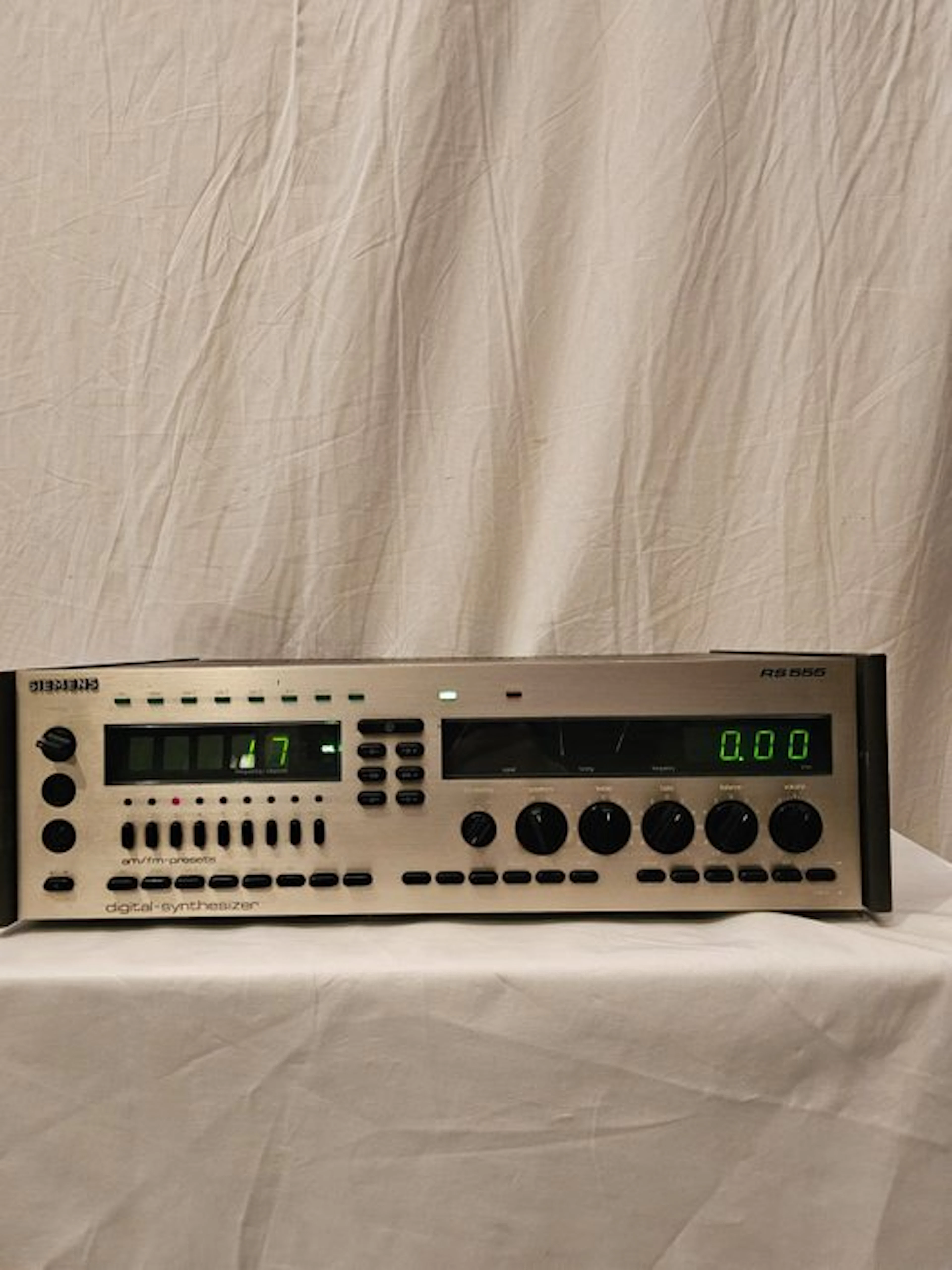 Siemens - RS 555 Solid state stereo receiver