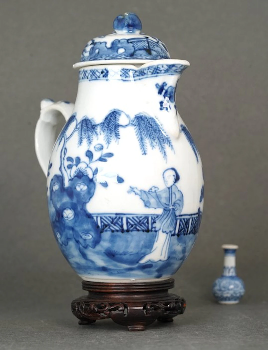 Qianlong (1735-1796) - Ewer - Lady with a Flower under...