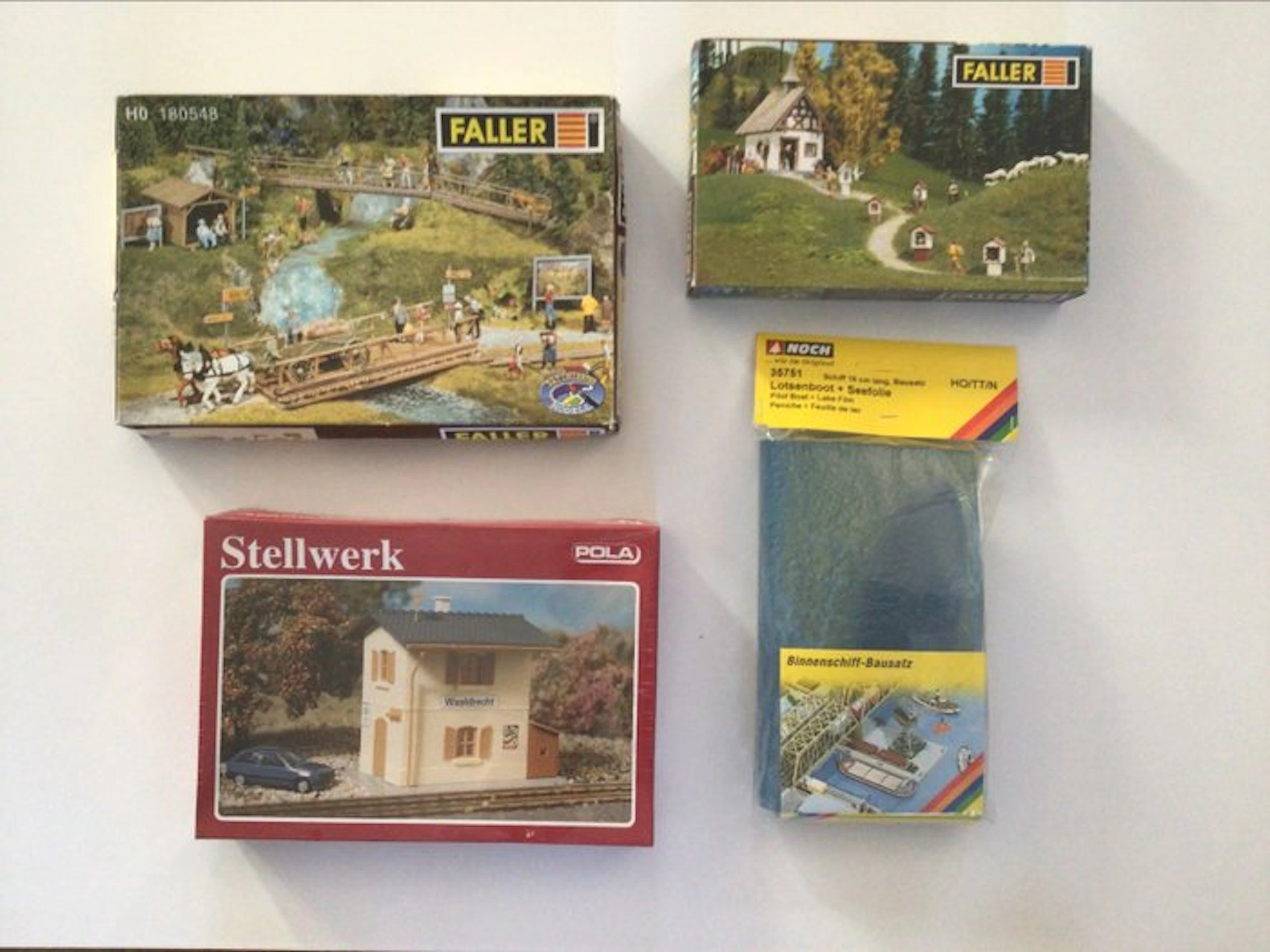 Faller, Pola, Noch H0 - Model train (4)
