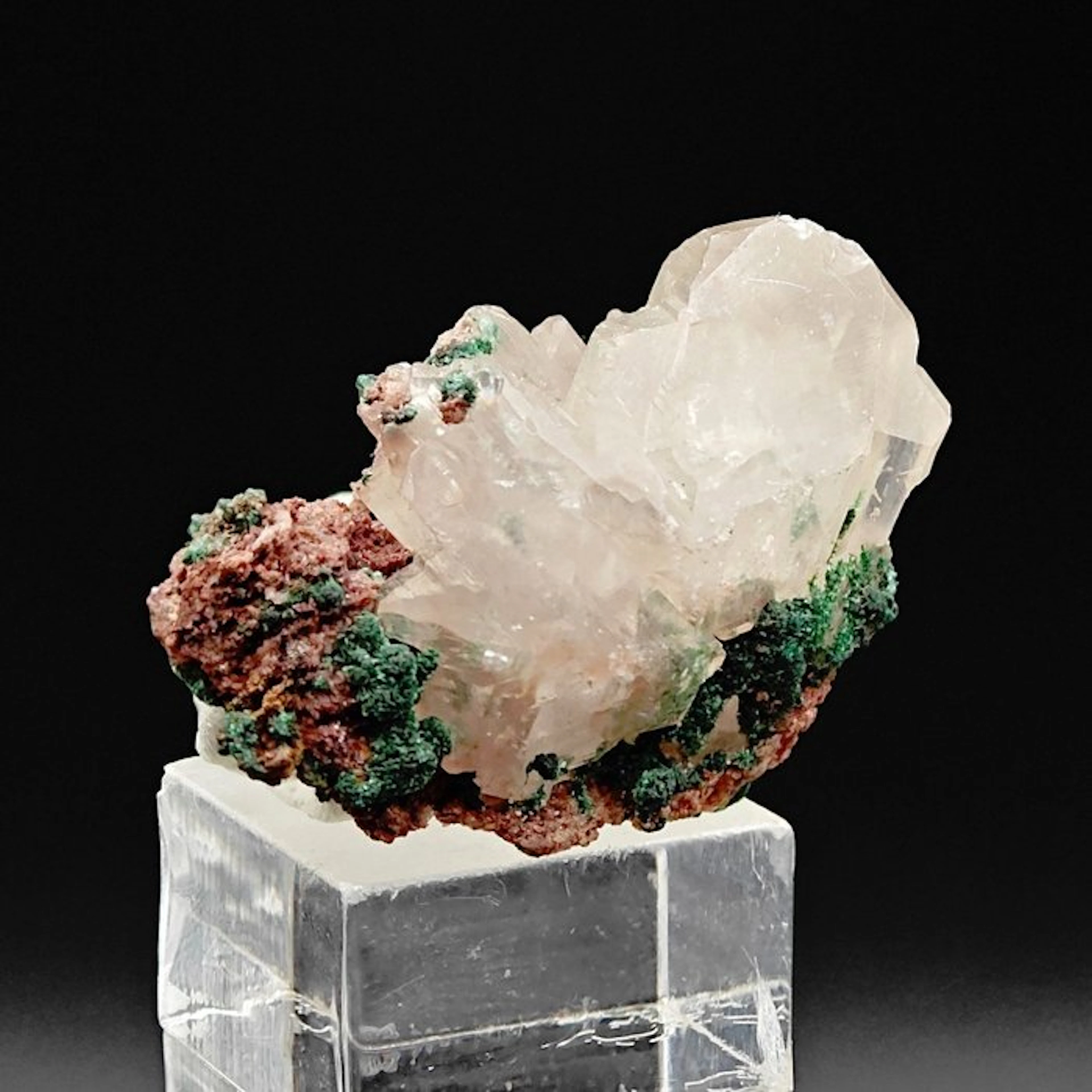 RARE FLUORESCENT CERUSSITE with GREEN MALACHITE