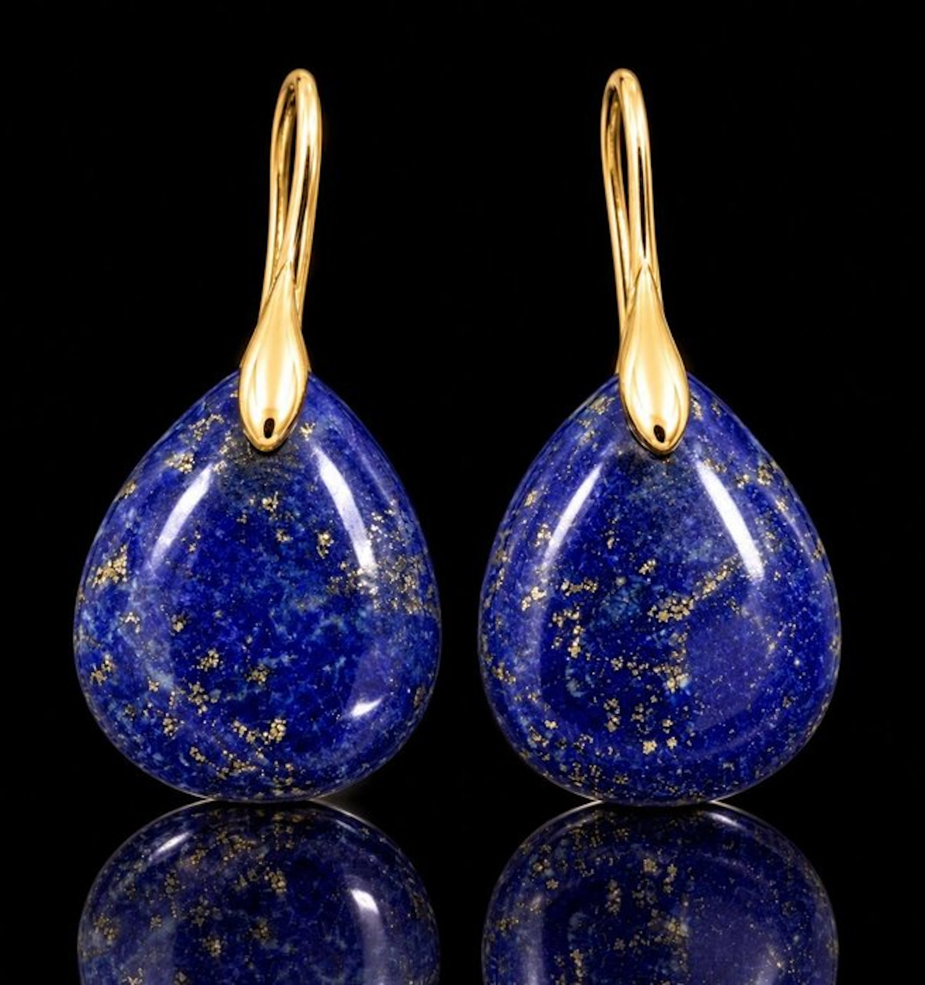 Elegant, high-quality natural lapis lazuli teardrop...