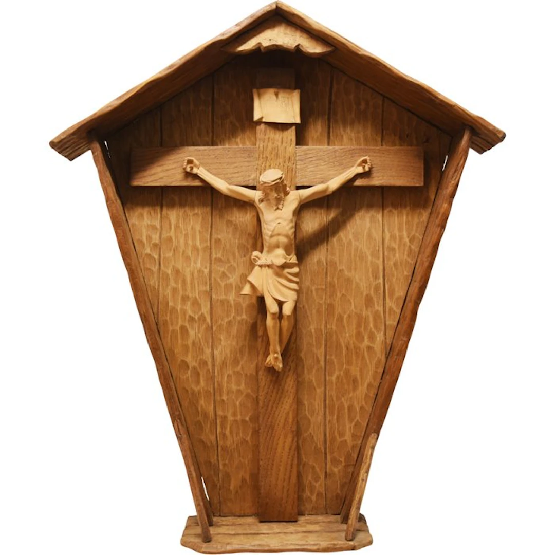 Crucifix - Wood - 1940-1950 - Wall-mounted canopy niche.