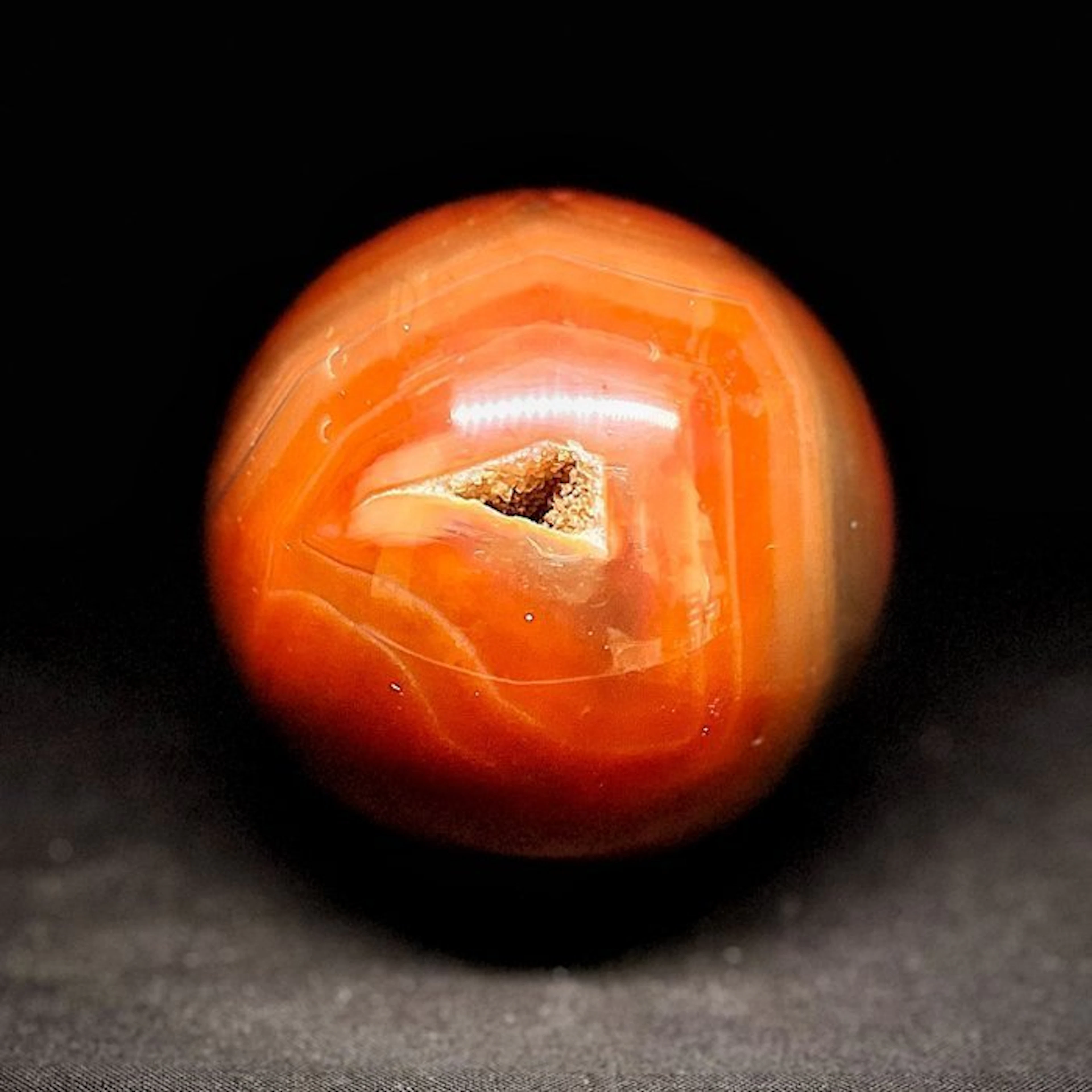 Agate Sphere - Height: 8 cm- 660 g - (1)