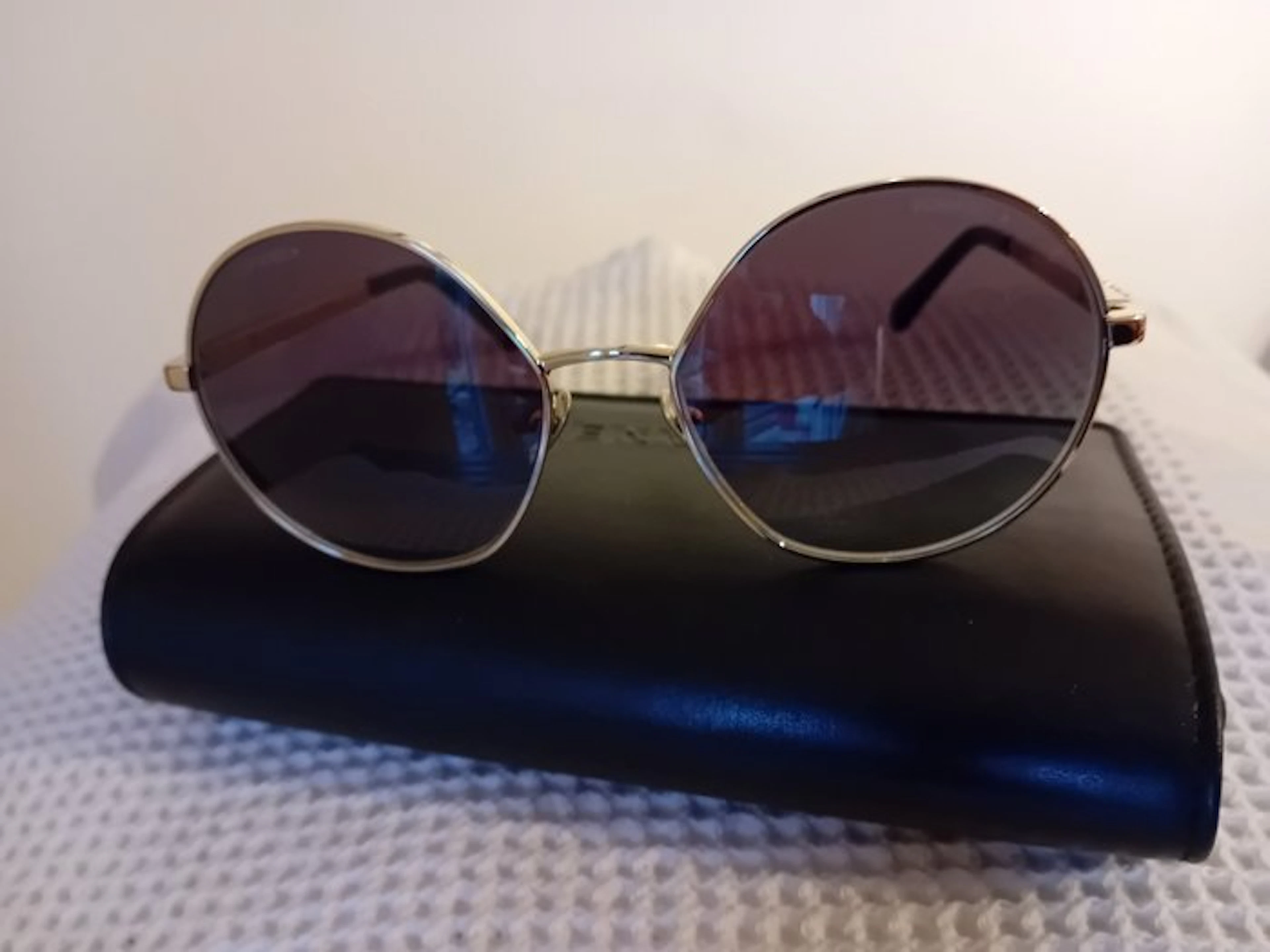Chanel - Sunglasses