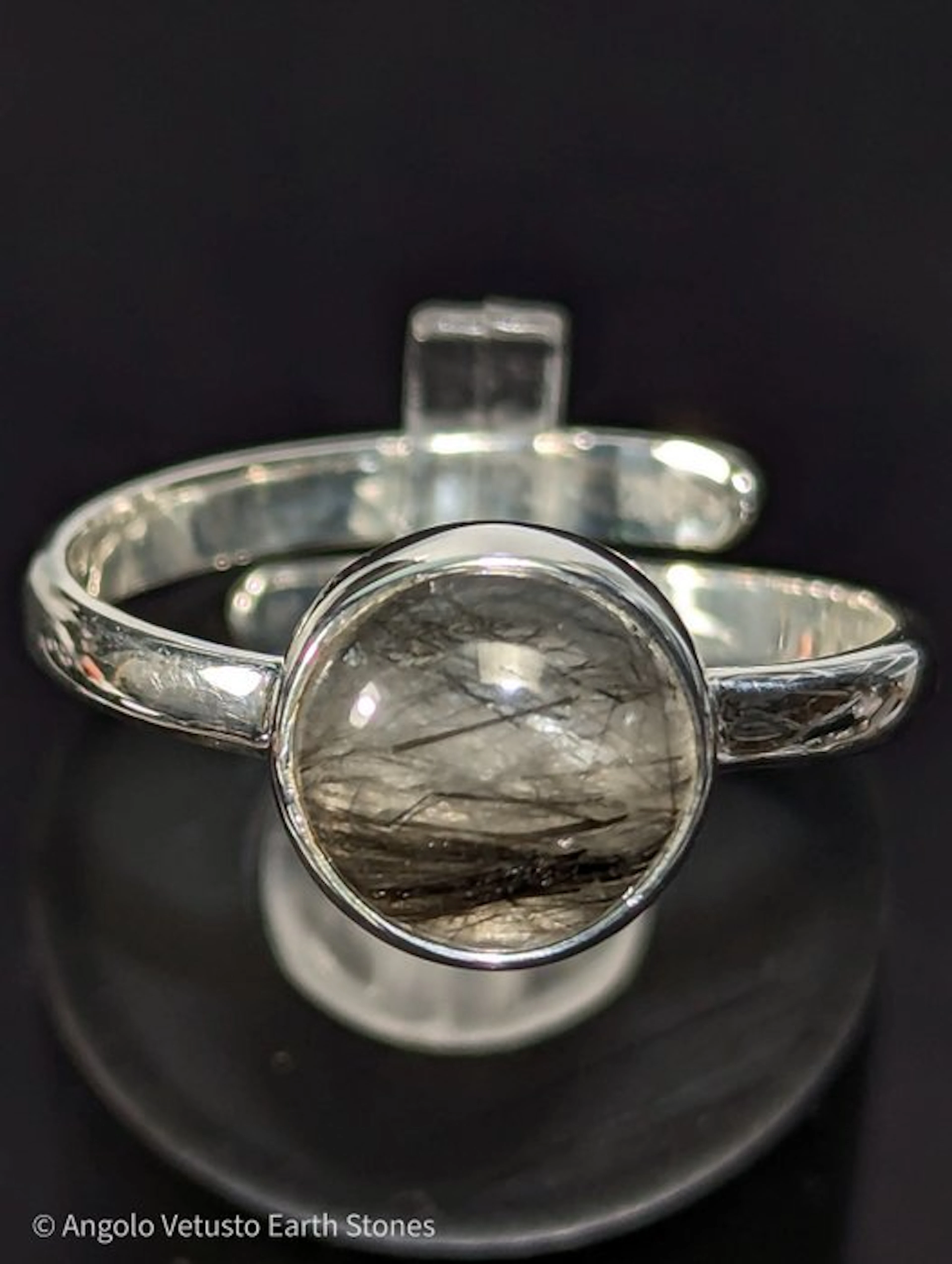 2.21 g – Natural Brazilian Tourmalinated Quartz Ring –...