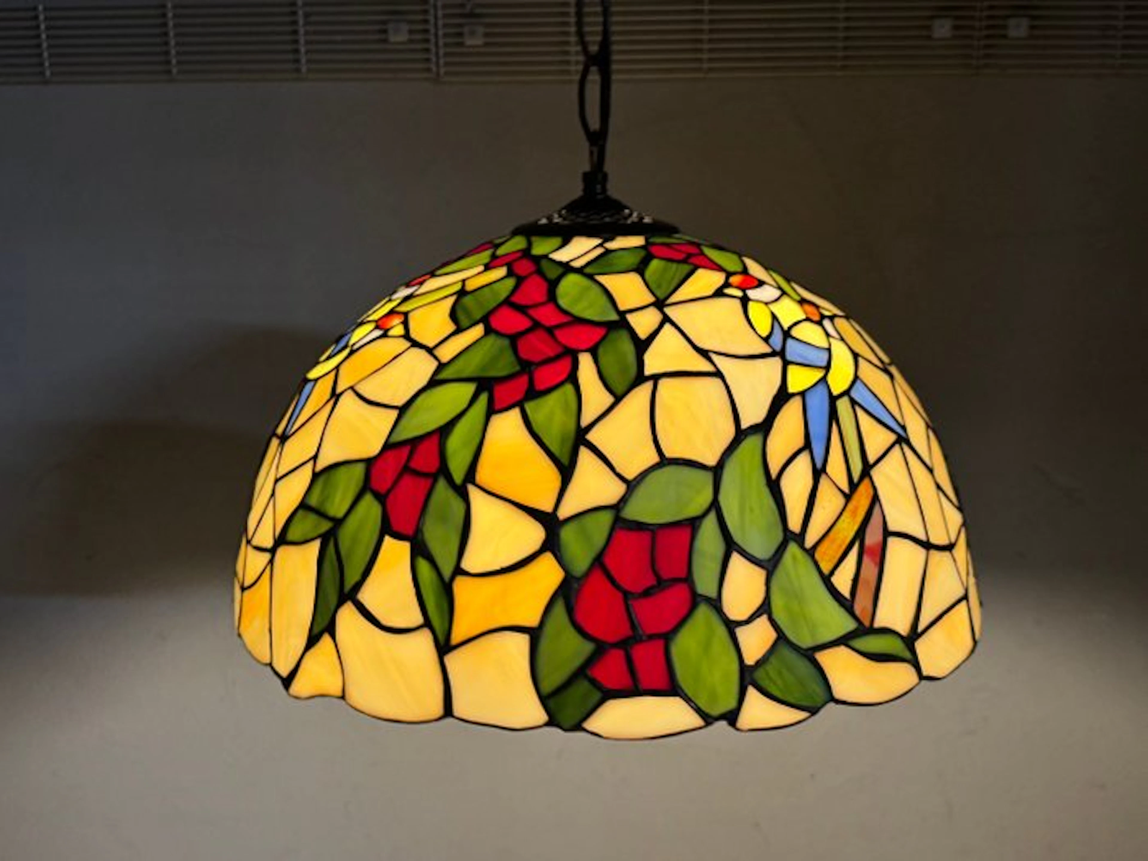 Tiffany-stijl hanglamp – kleurrijke vogels tussen...
