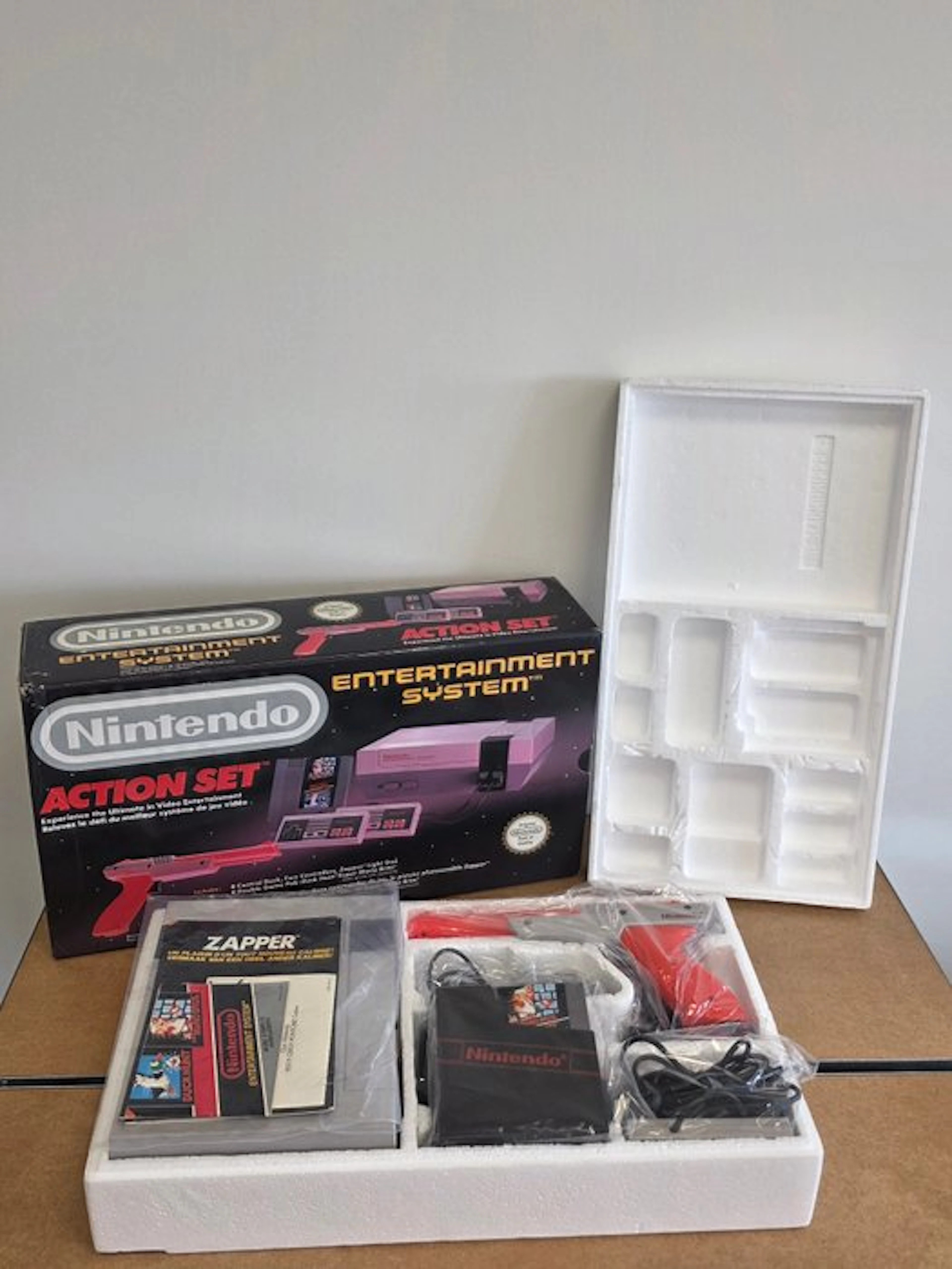 Nintendo - Nes - OLD STOCK - Rare FRA Release (RGB) NES...