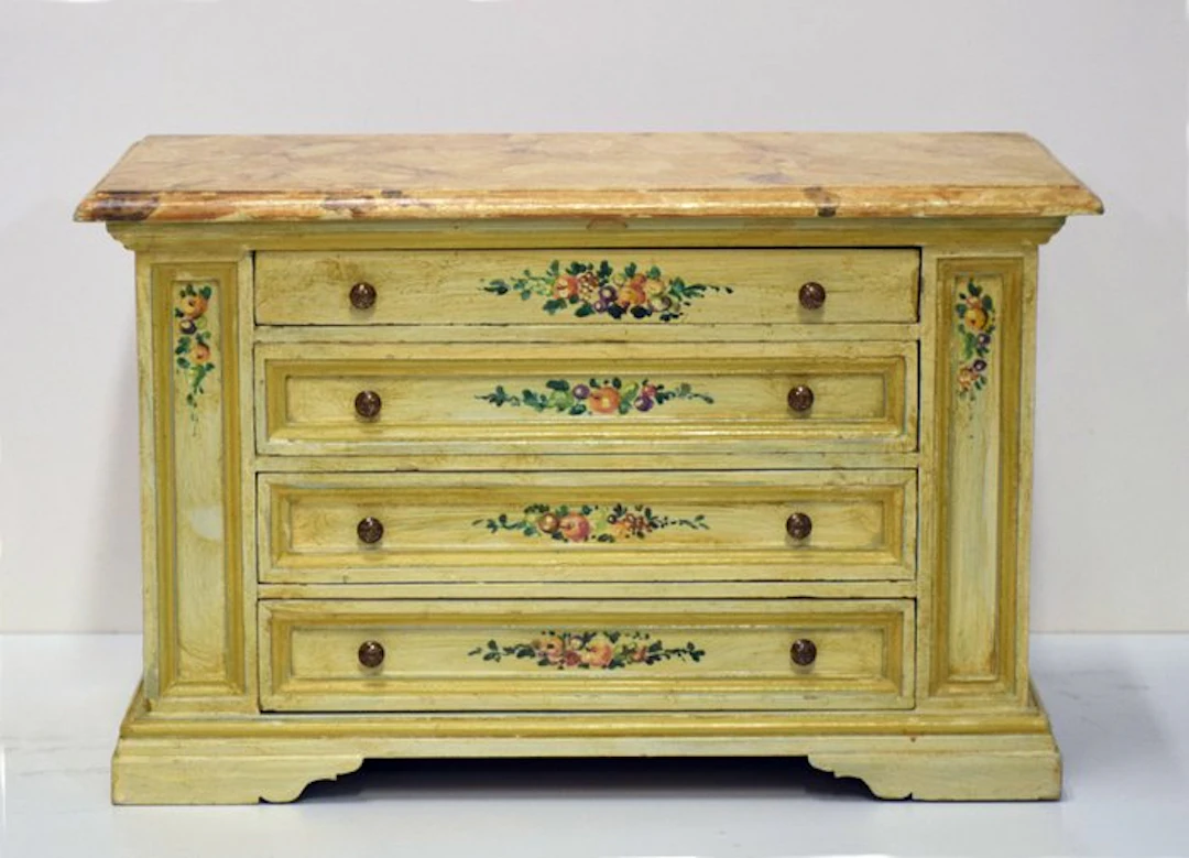 Casket - Miniature dresser (maquette)