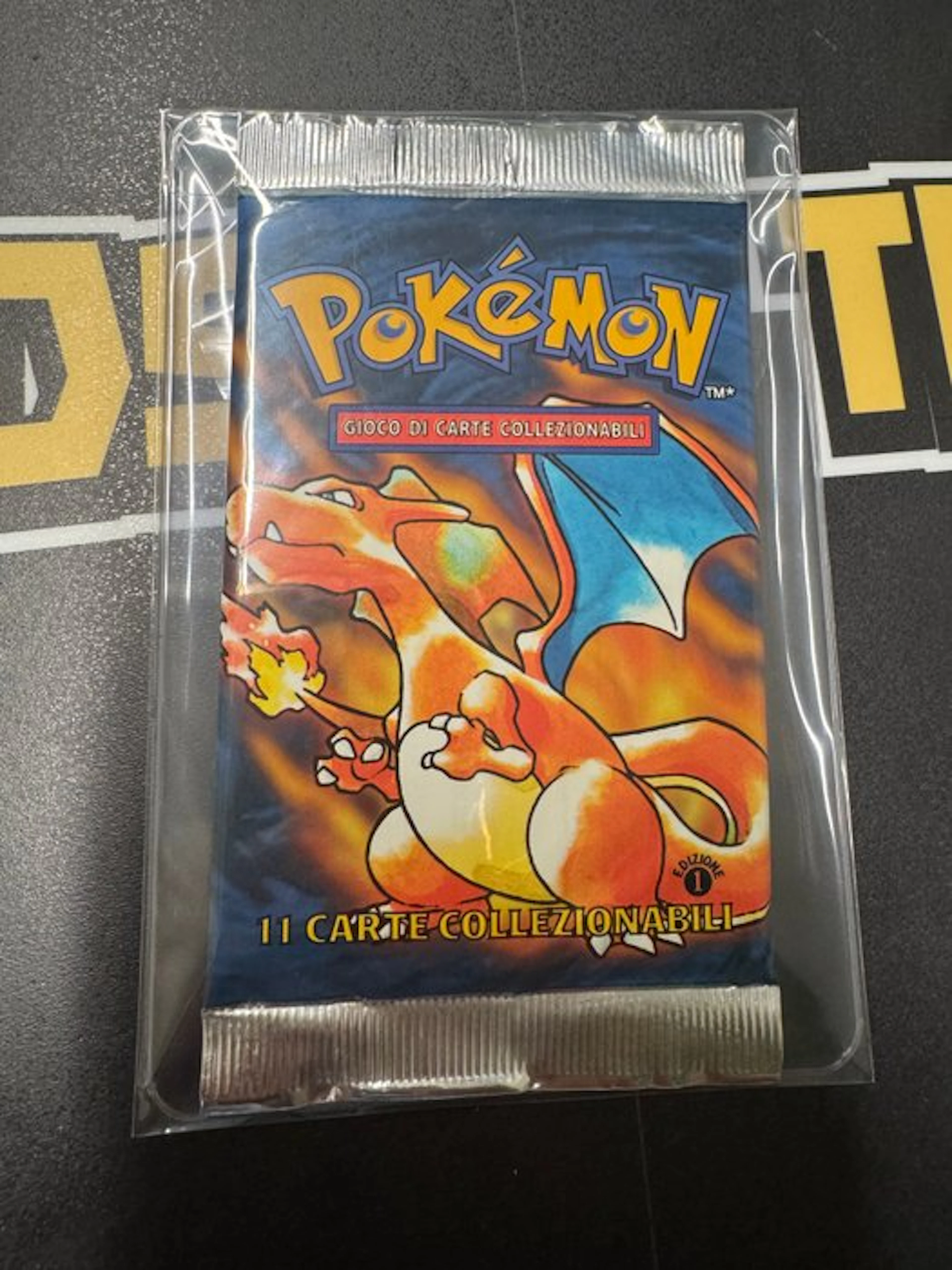 Pokémon - 1 Booster pack - Pokemon Base Set 1st EDITION...