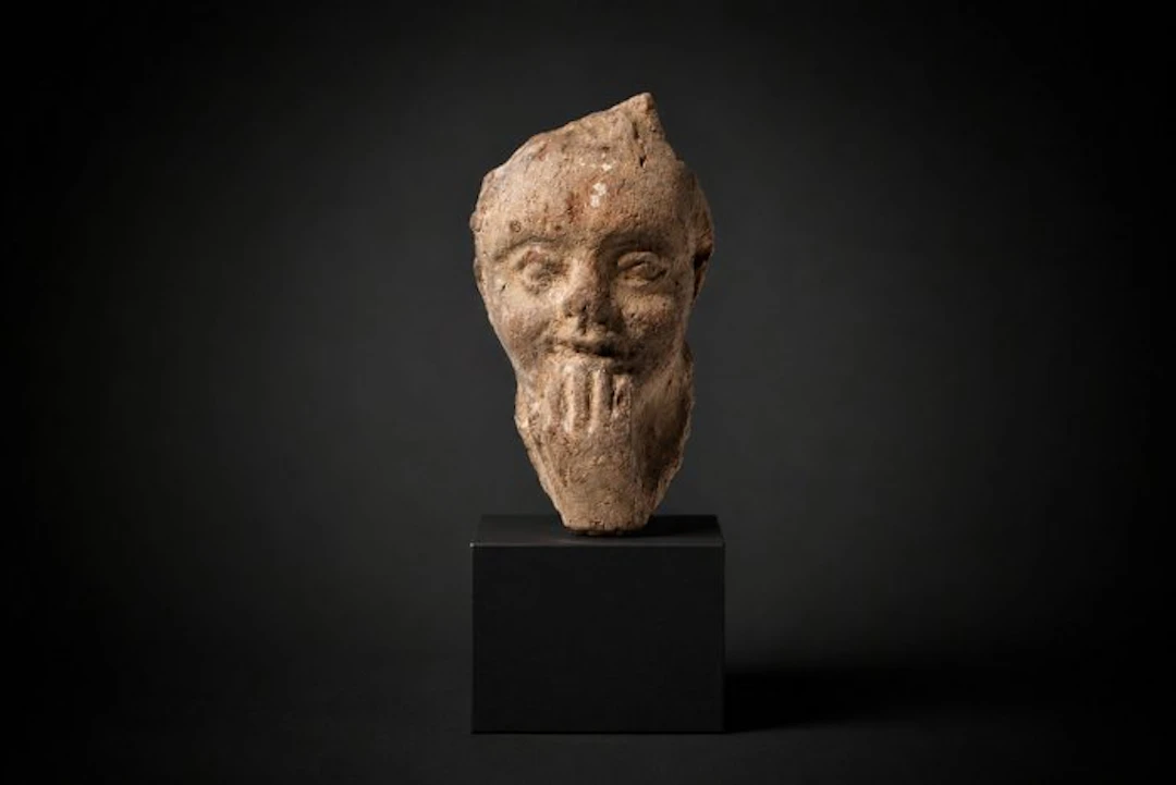 Ancient Greek terracotta head of Harpocrates - 5 cm