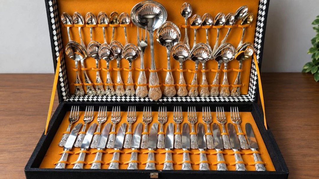 Cutlery set for 12 (51) - Silverplated