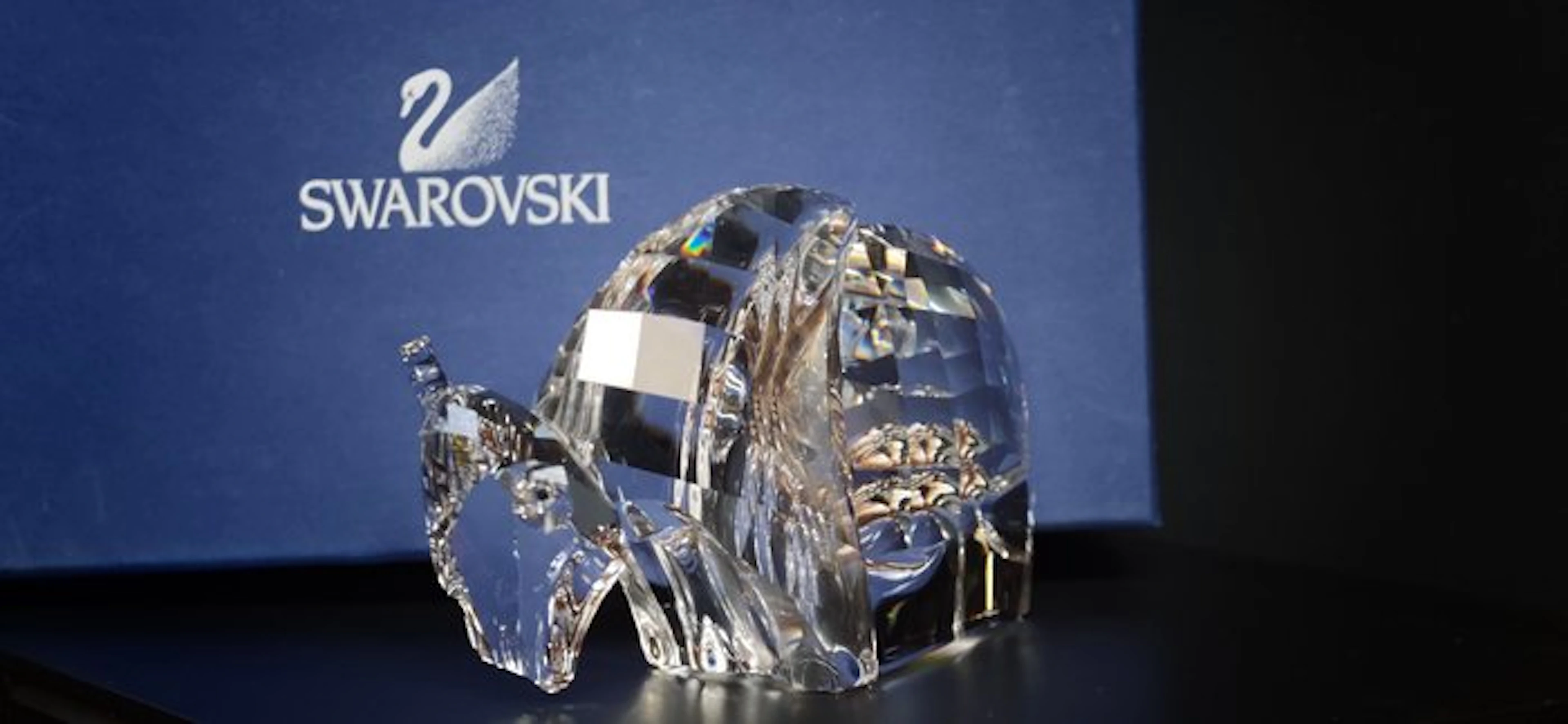 Swarovski - Figurine - The Buffalo - 624598 - Box + Certificate - Crystal
