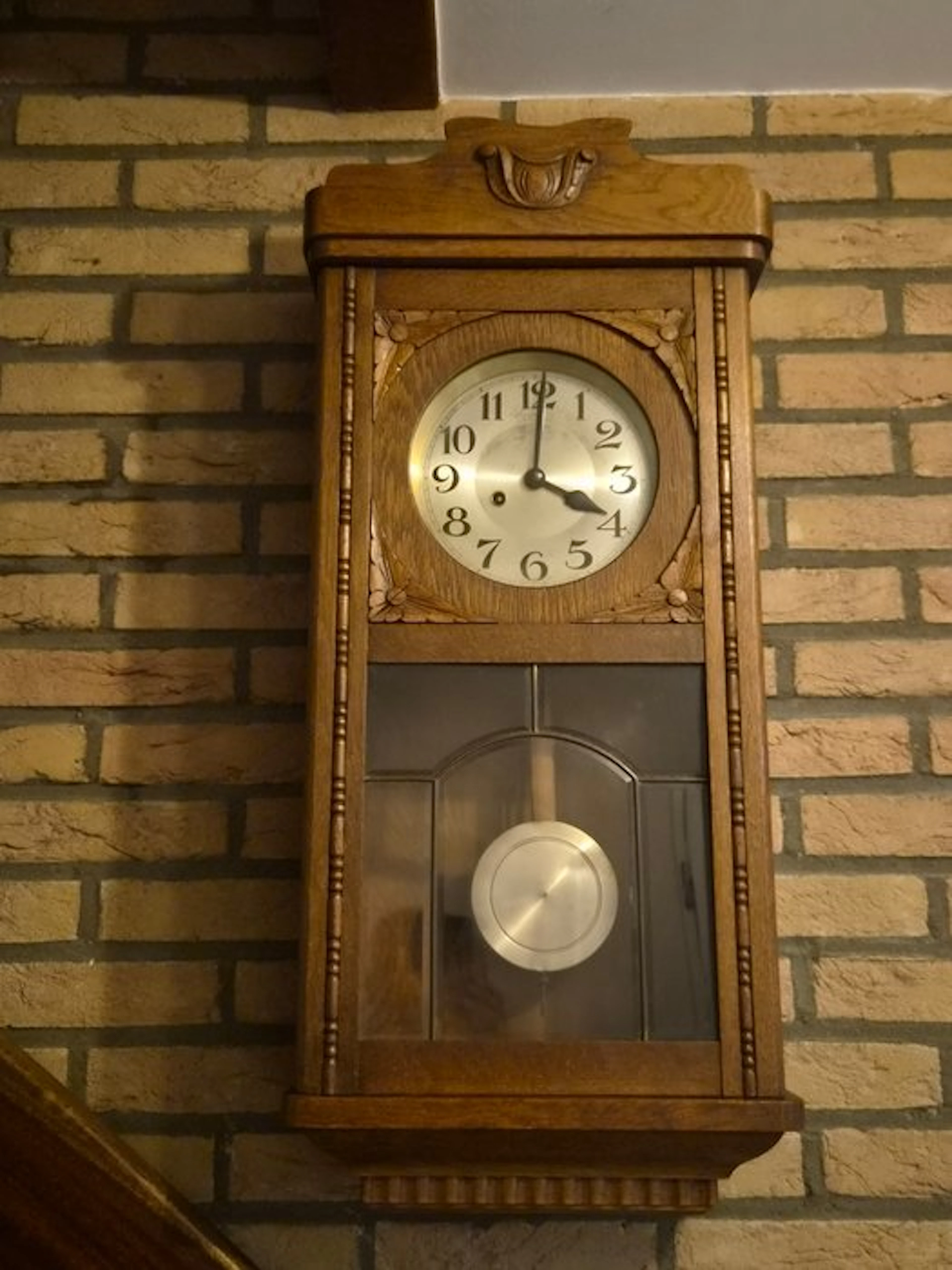 Wall clock - Wood - 1920-1930