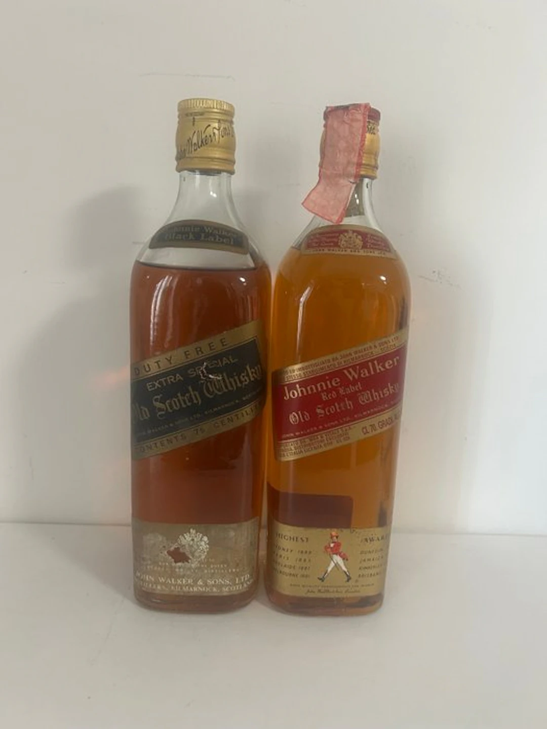 Johnnie Walker Red Label & Black Label Duty Free - b