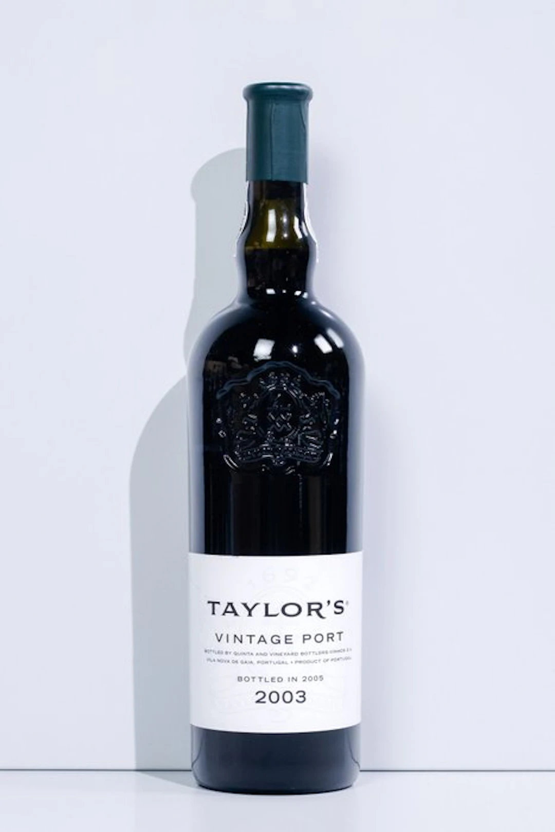 2003 Taylor's - Vintage Port - Bottled in 2005 - Douro - 1 Bottle (0.75L)