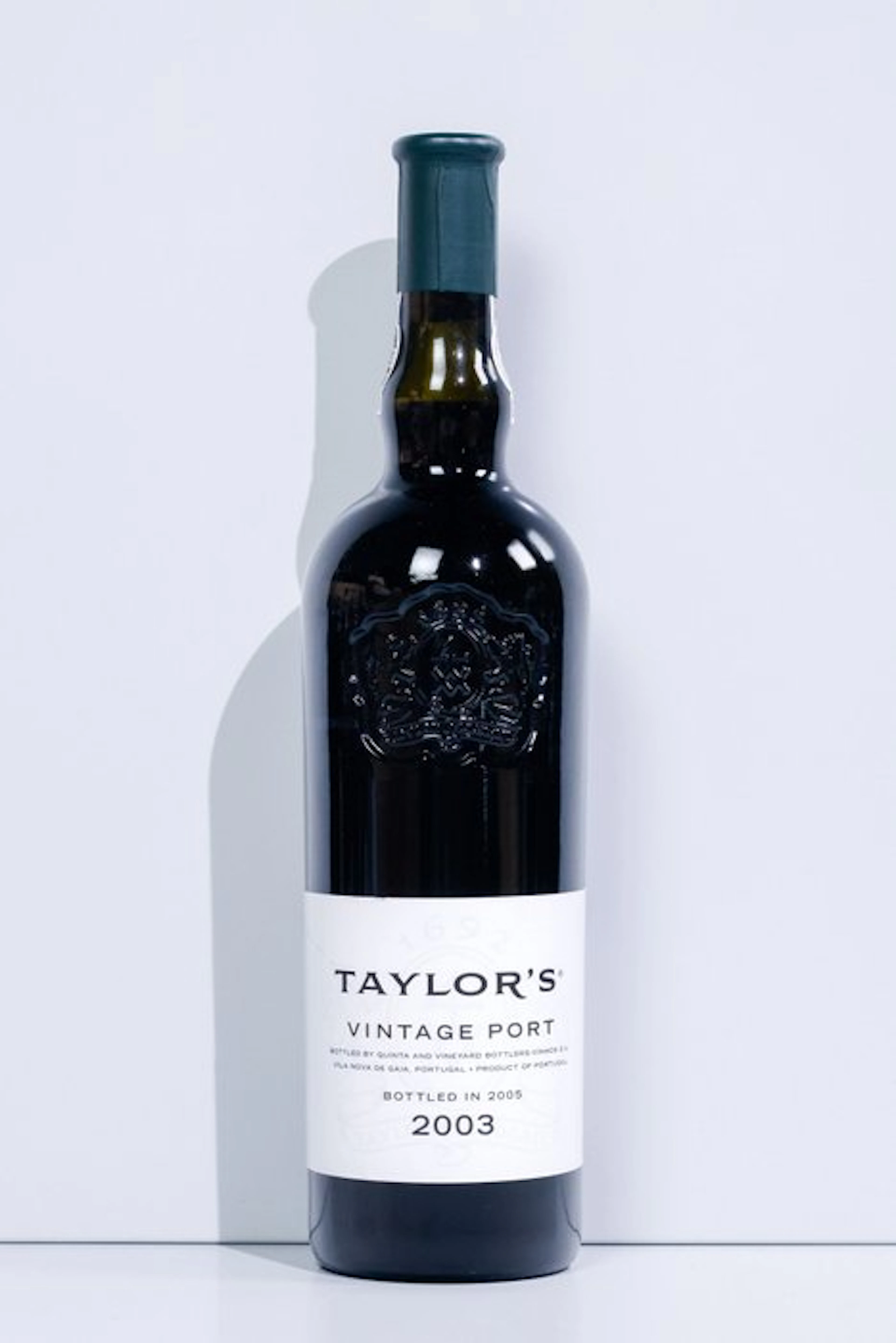 2003 Taylor's - Vintage Port - Bottled in 2005 - Douro - 1 Bottle (0.75L)