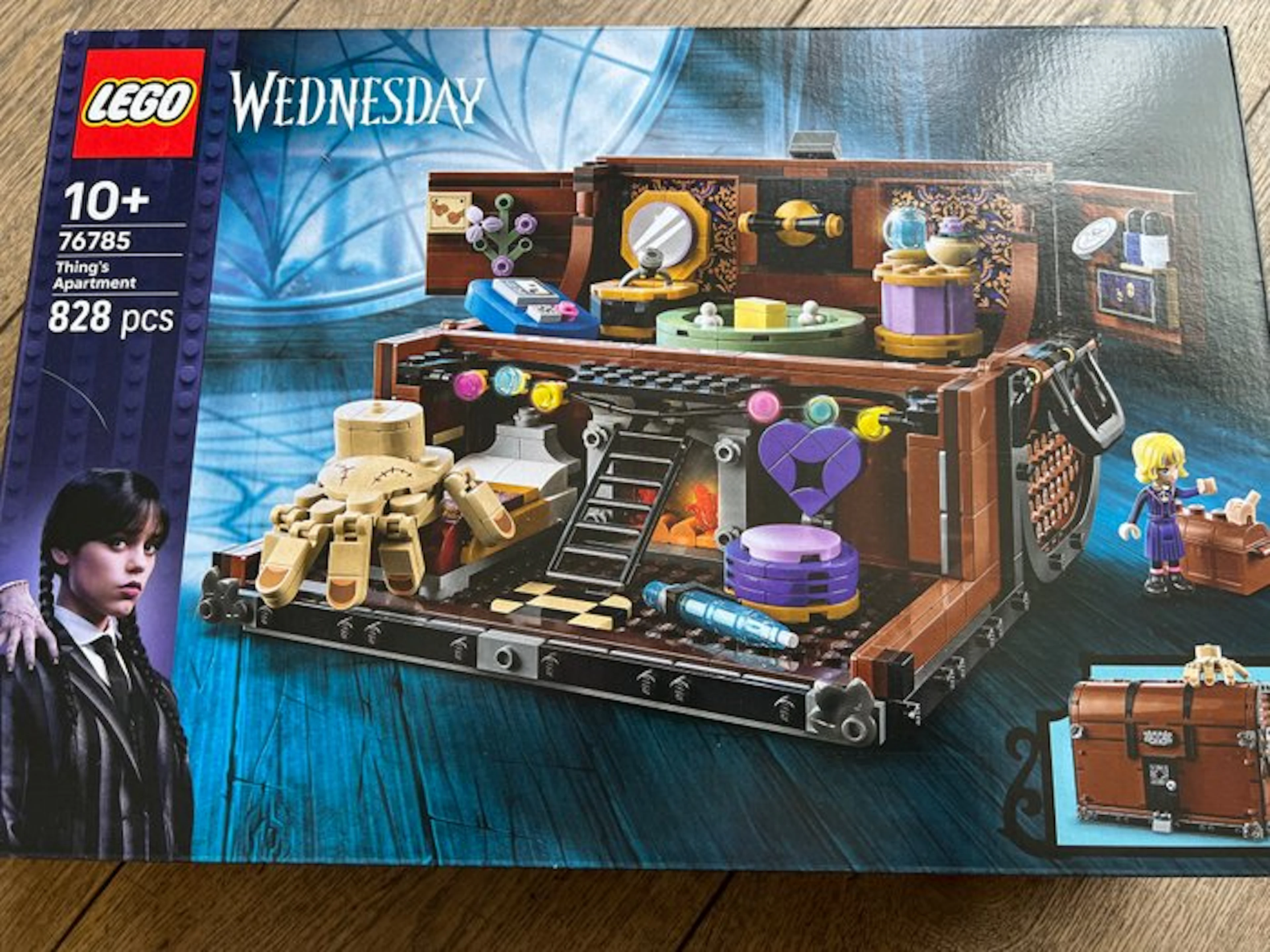 LEGO Set - 76785 - Wednesday - Thing's Apartment