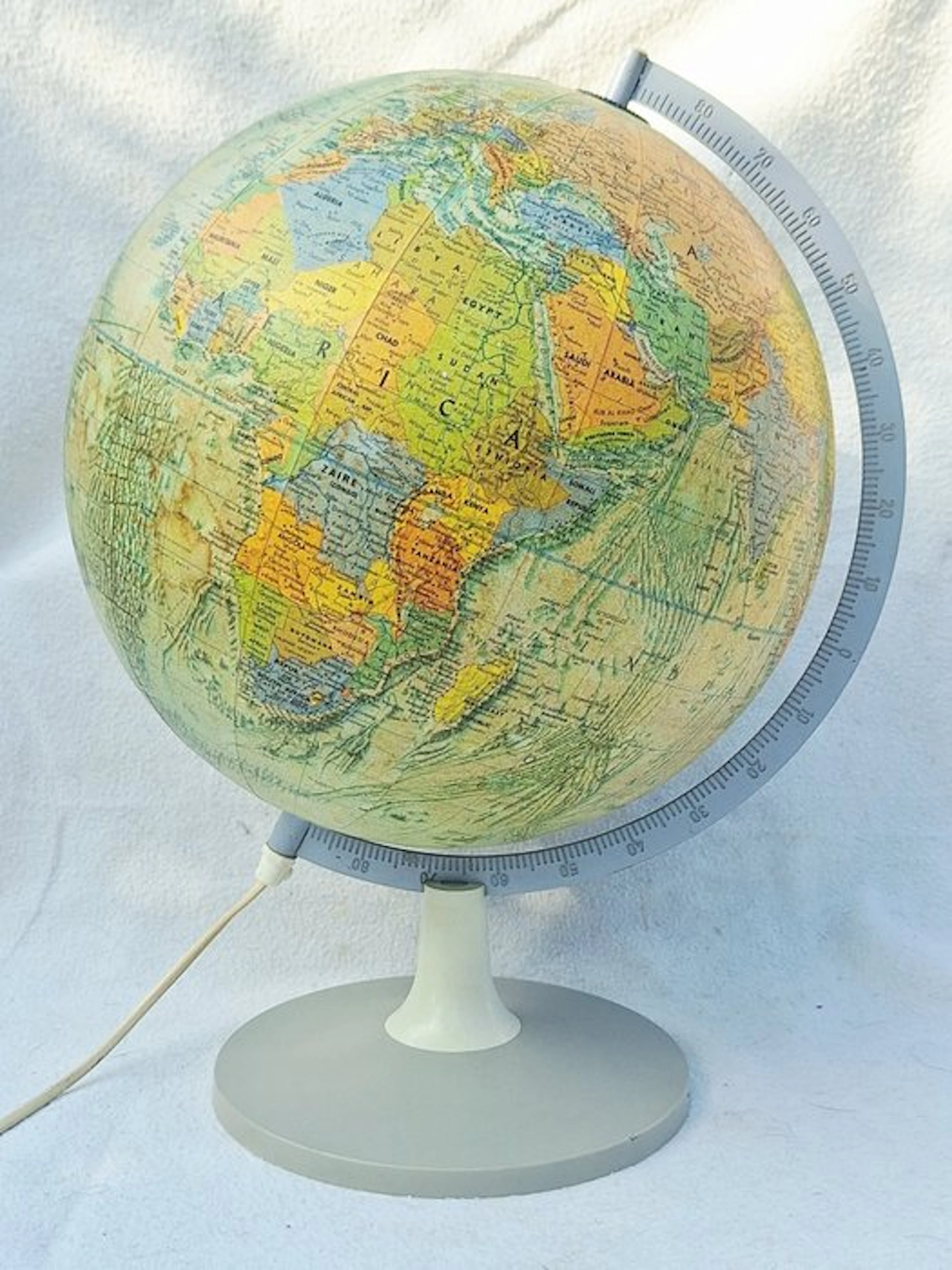 Globe - 1970