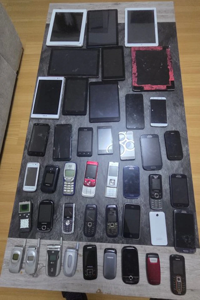 Nokia - Smartphone (100) - Incomplete