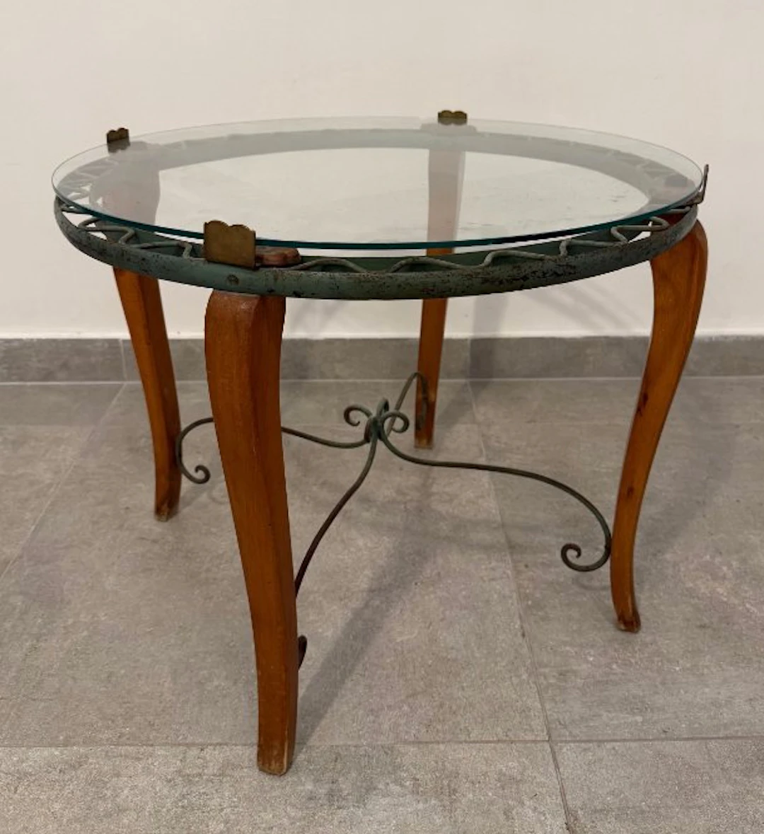 Coffee table - Wood