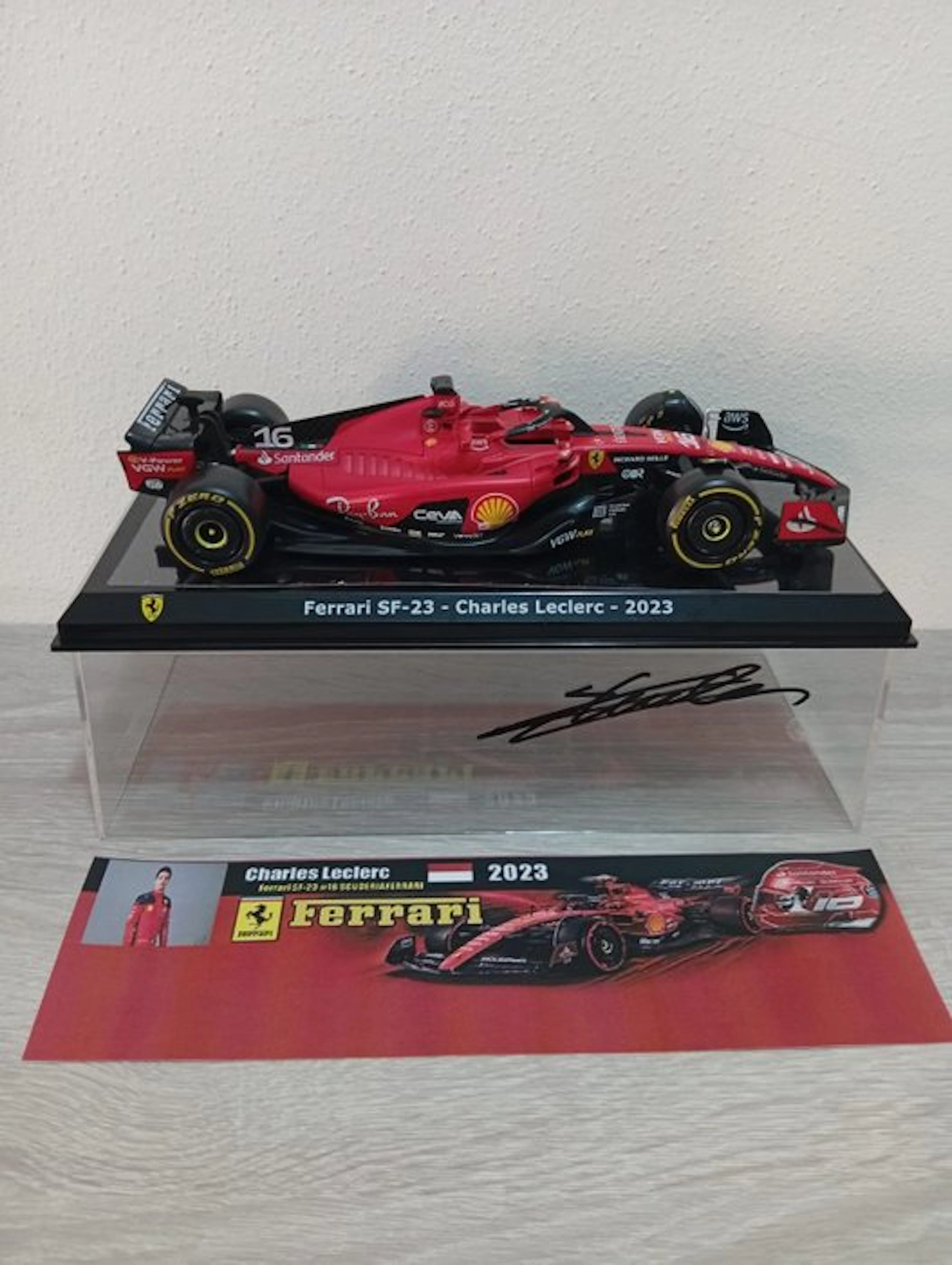 Ferrari - Charles Leclerc SF23 - 2023 - 1:24 scale model car