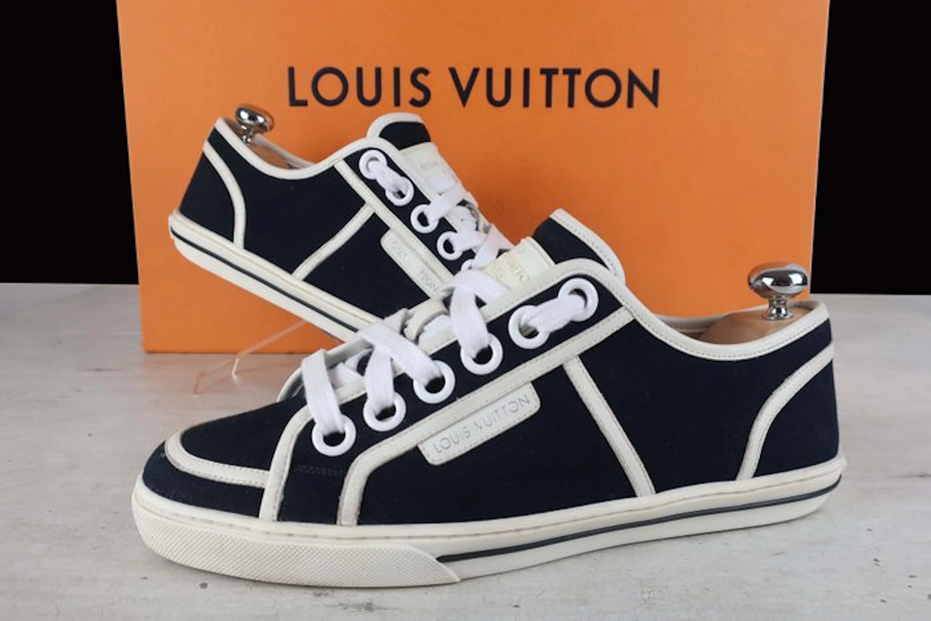 Louis Vuitton - Brooklyn low-top sneakers - Sneakers - Size: EU 41.5