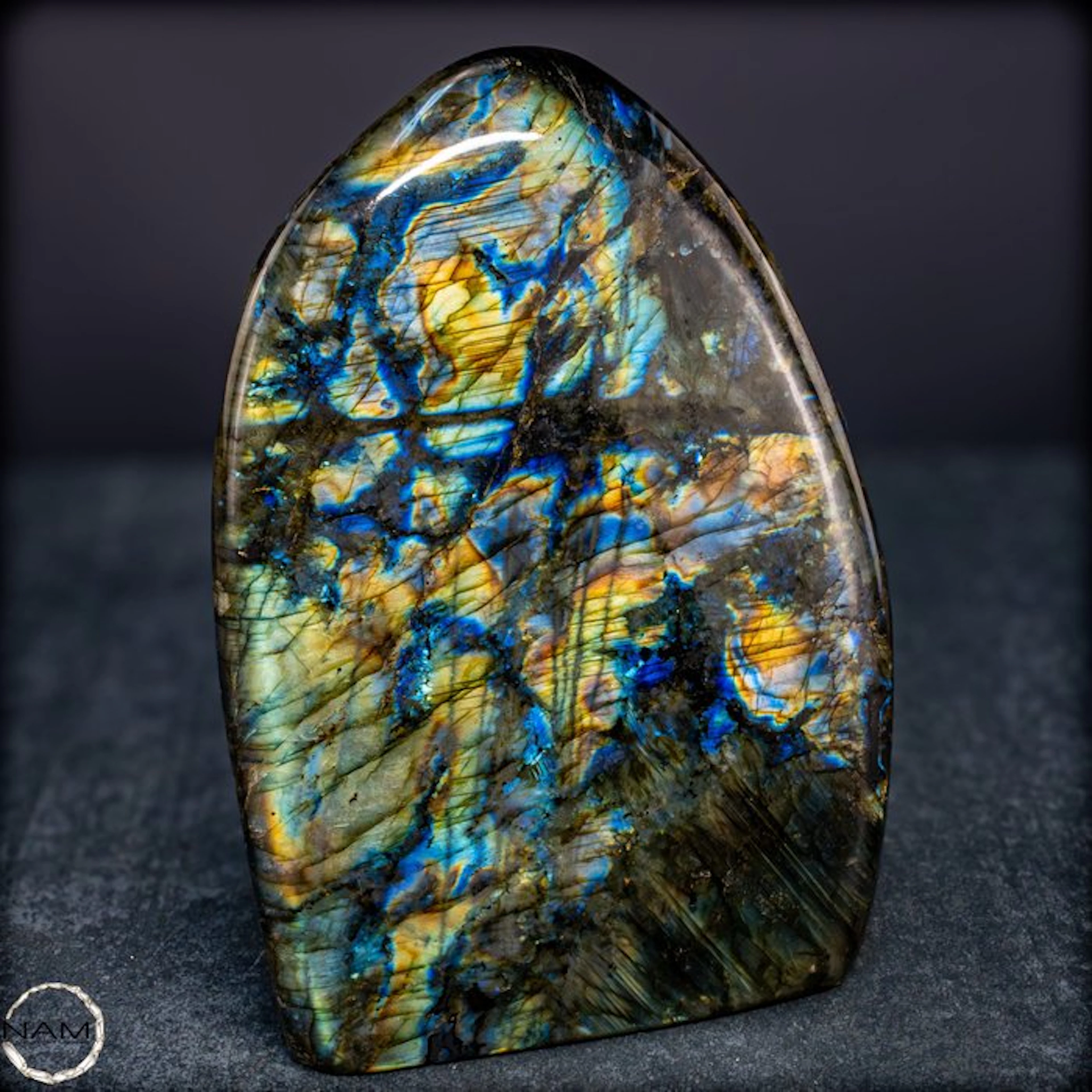 Natural labradorite freeform from Madagascar –...