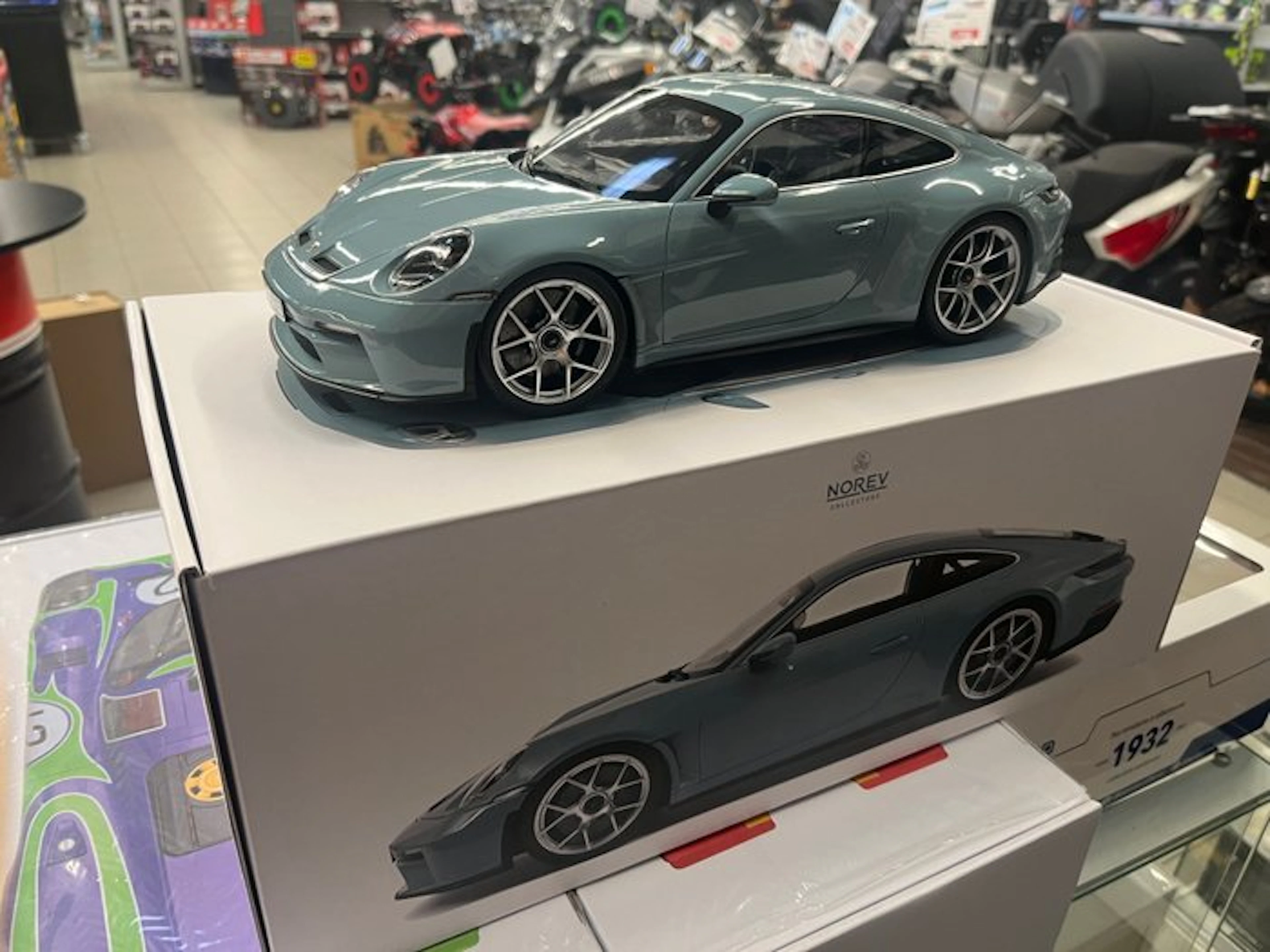 Norev 1:12 - Model sports car - Porsche 911 S/T 2023 BLEU...
