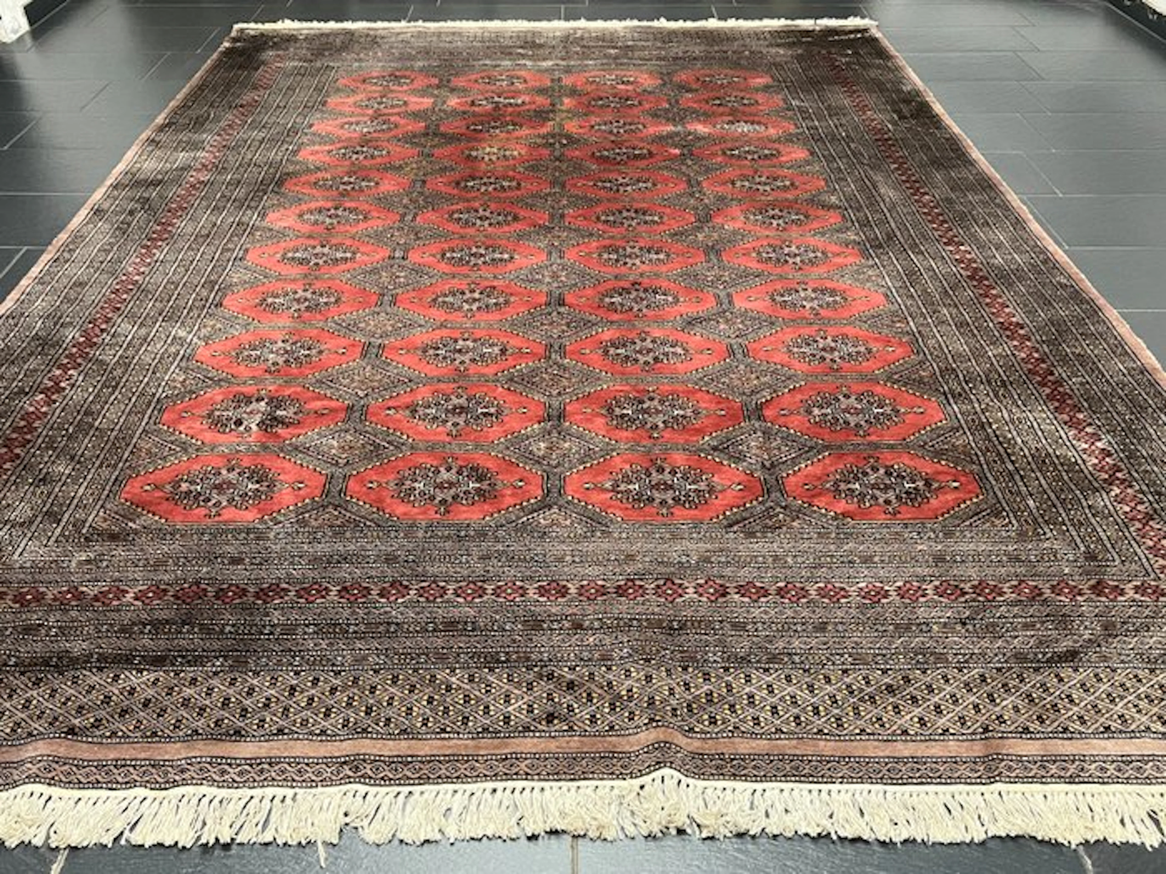 Buchara - Carpet - 335 cm - 246 cm