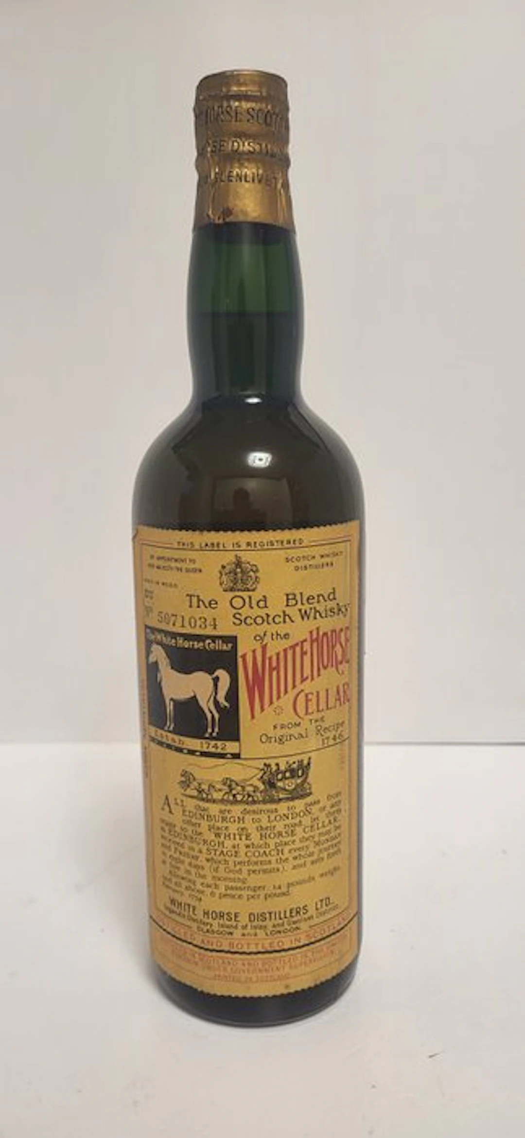 White Horse - b. 1950s, 1960s - N/A (75cl)