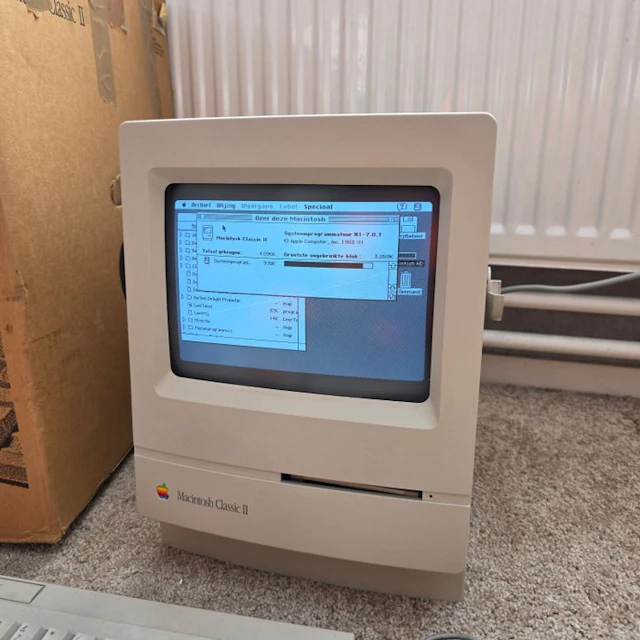 Apple Macintosh Classic II – Fully Recapped – Matching...