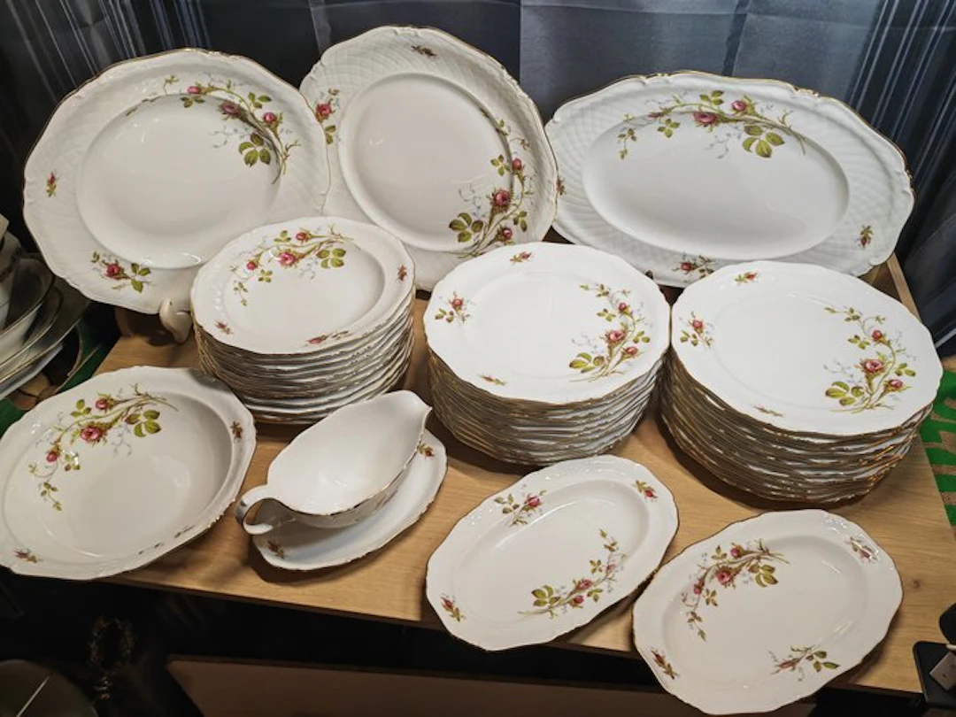 Eschenbach - Bavaria - Table service for 12 (43) - Porcelain