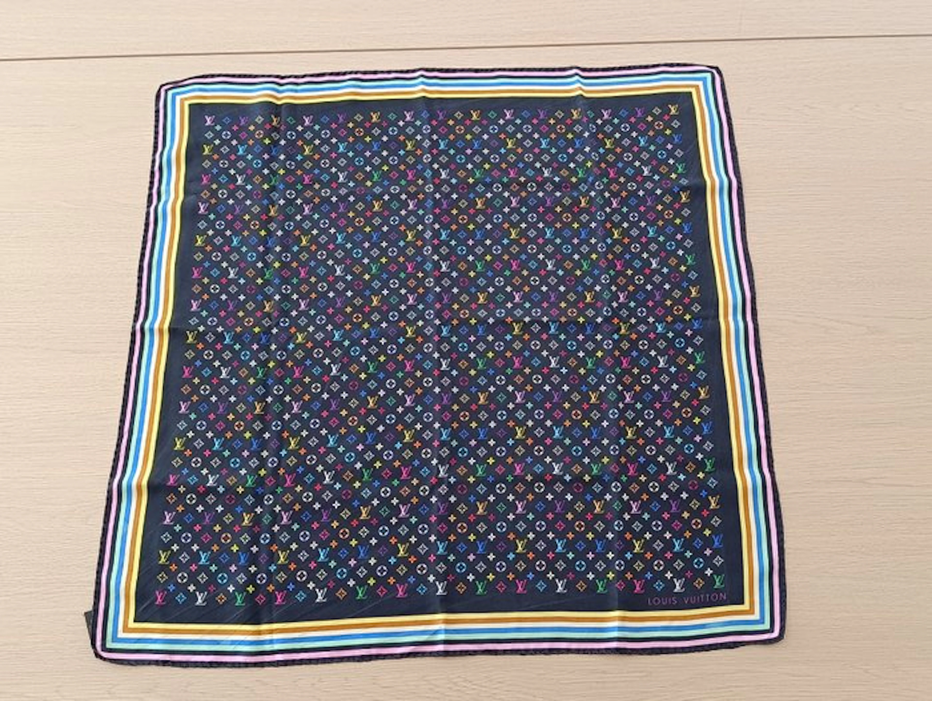 Louis Vuitton - LV x Takashi Murakami - Foulard