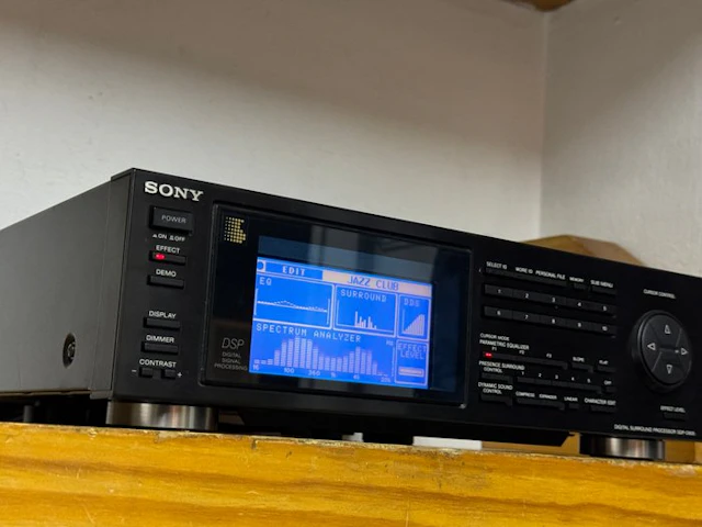 Sony - SDP-D905 Digital Sound Processor & Stereo graphic equalizer
