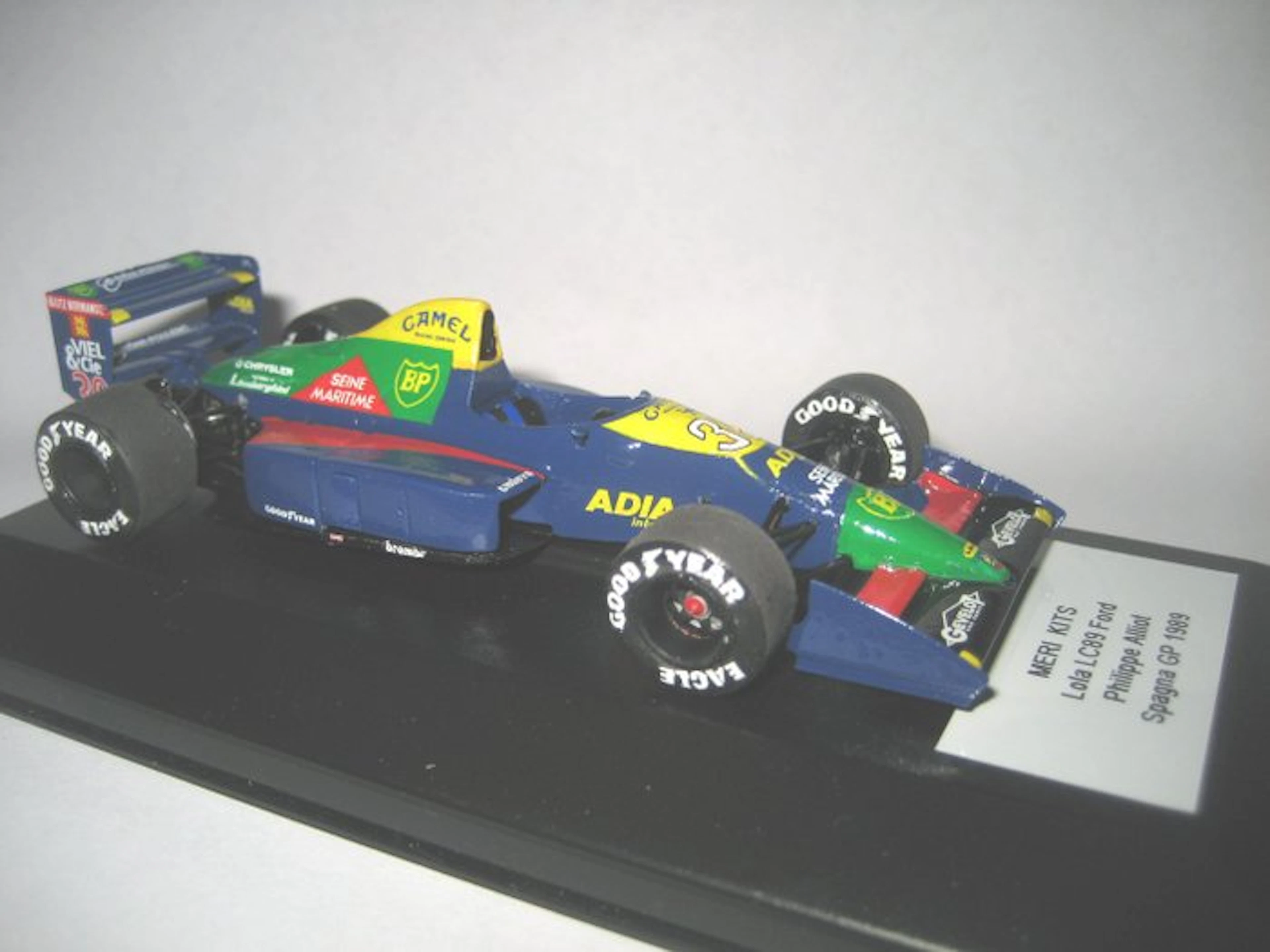 1:43 - Model car - MERI KITS Modello F.1 : Lola Larrousse...