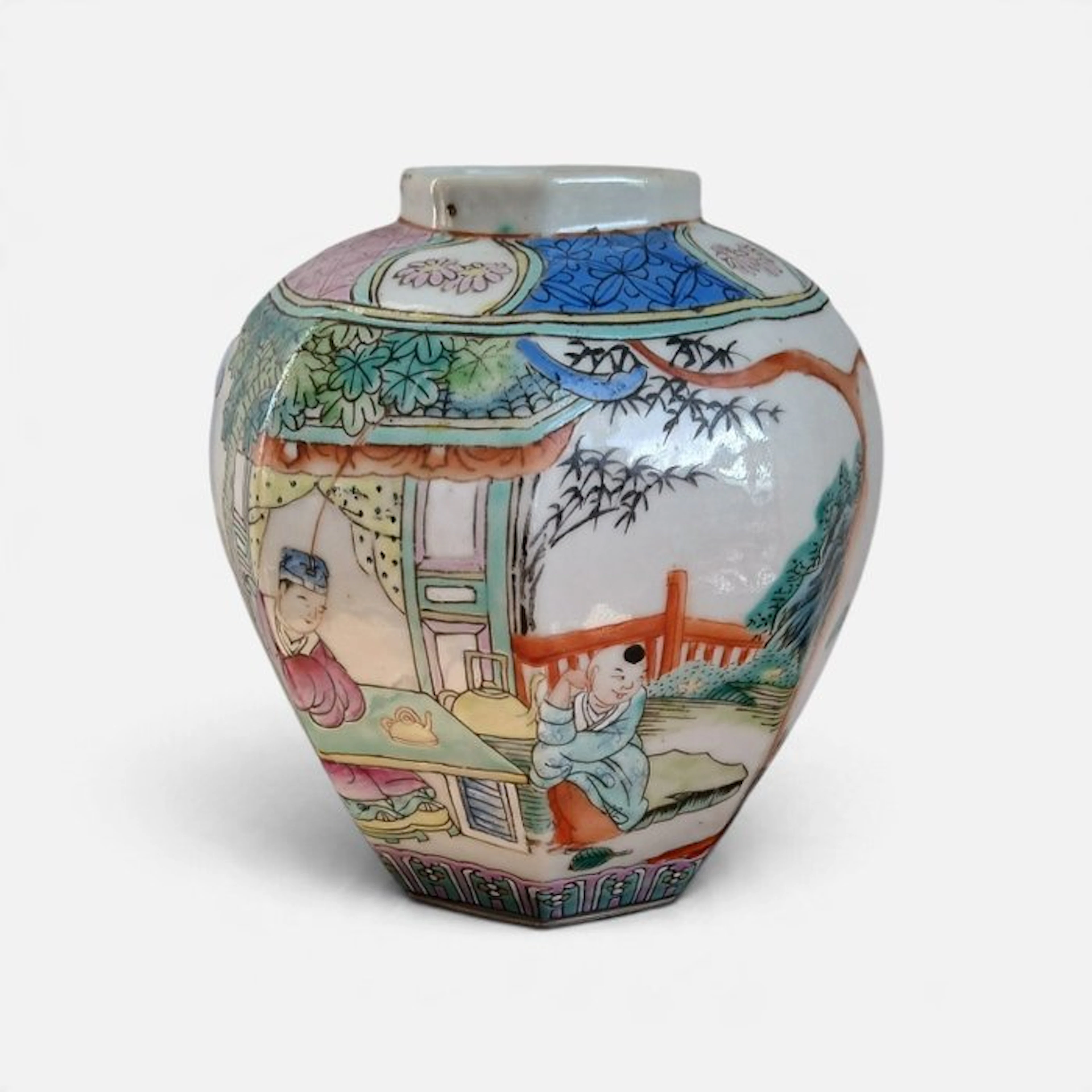 Mid 20 century chinese octagonal ginger jar famillie rose...