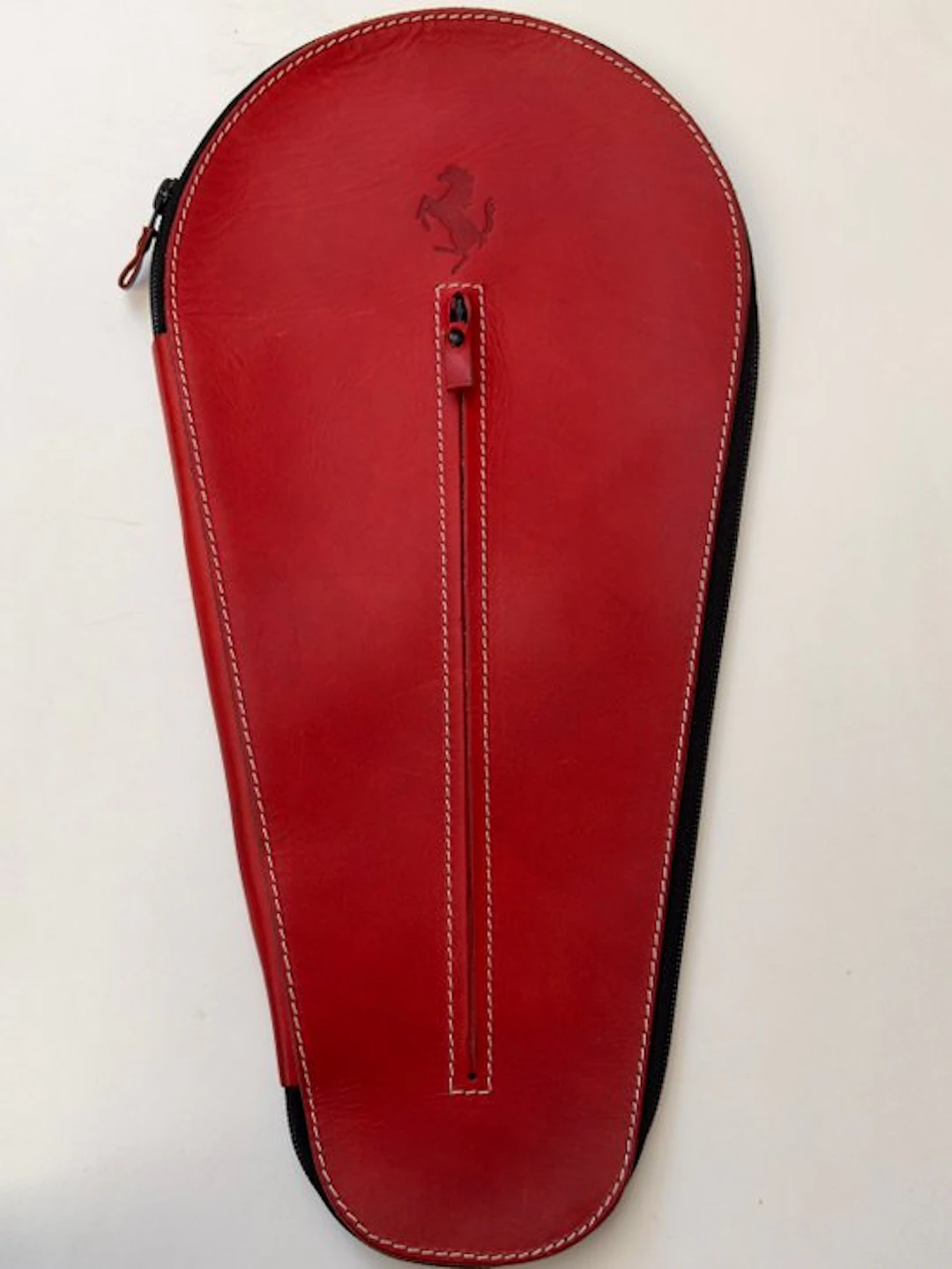 Badge - Ferrari - La classica borsa porta attrezzi della Ferrari. - 2000