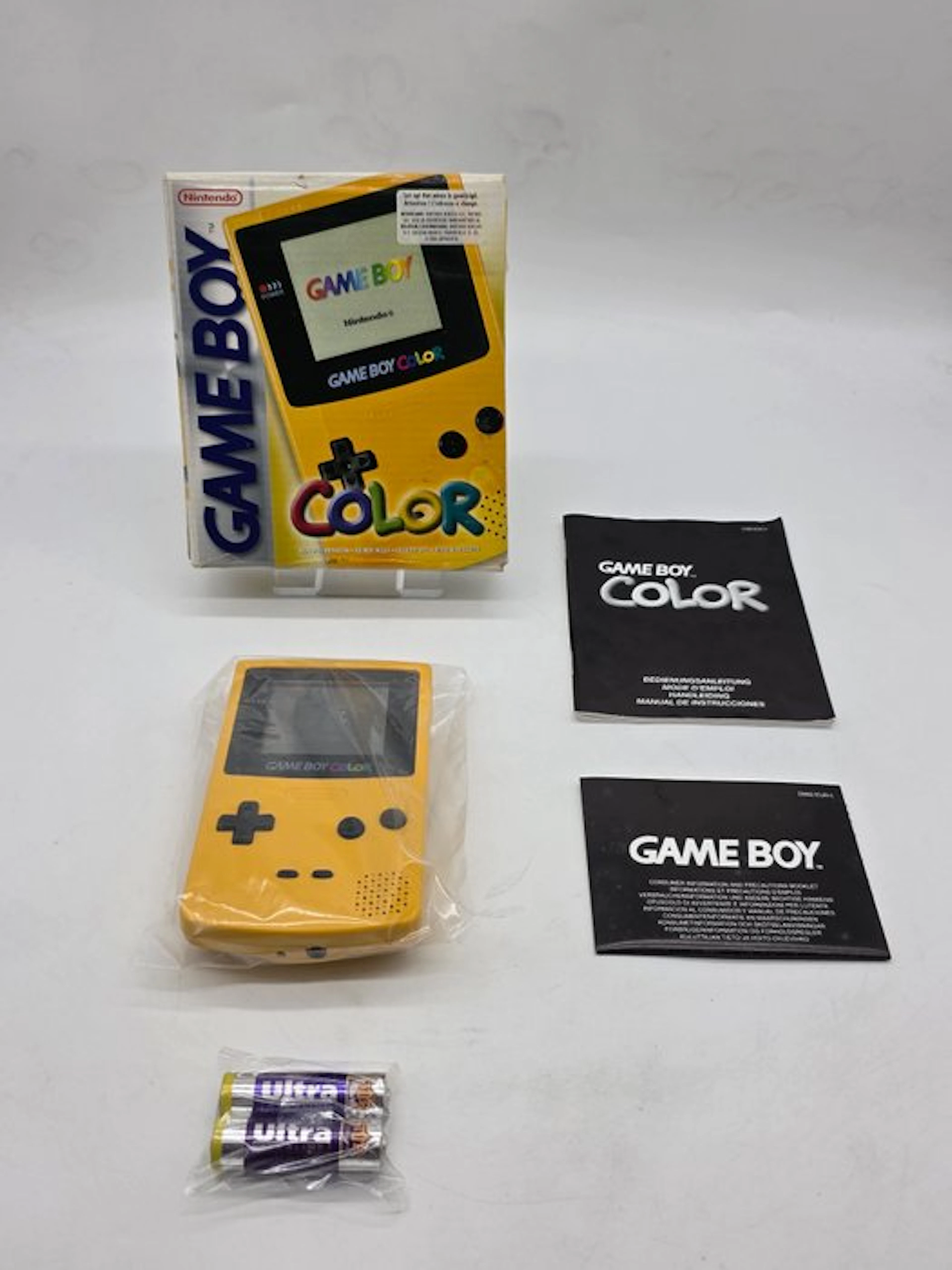 Nintendo - Gameboy Color - First Edition - Bee Yellow...