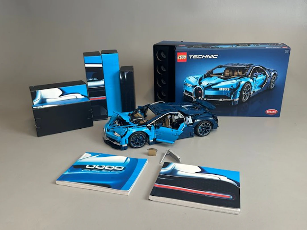LEGO Set - 42083 - Technic - Bugatti Chiron
